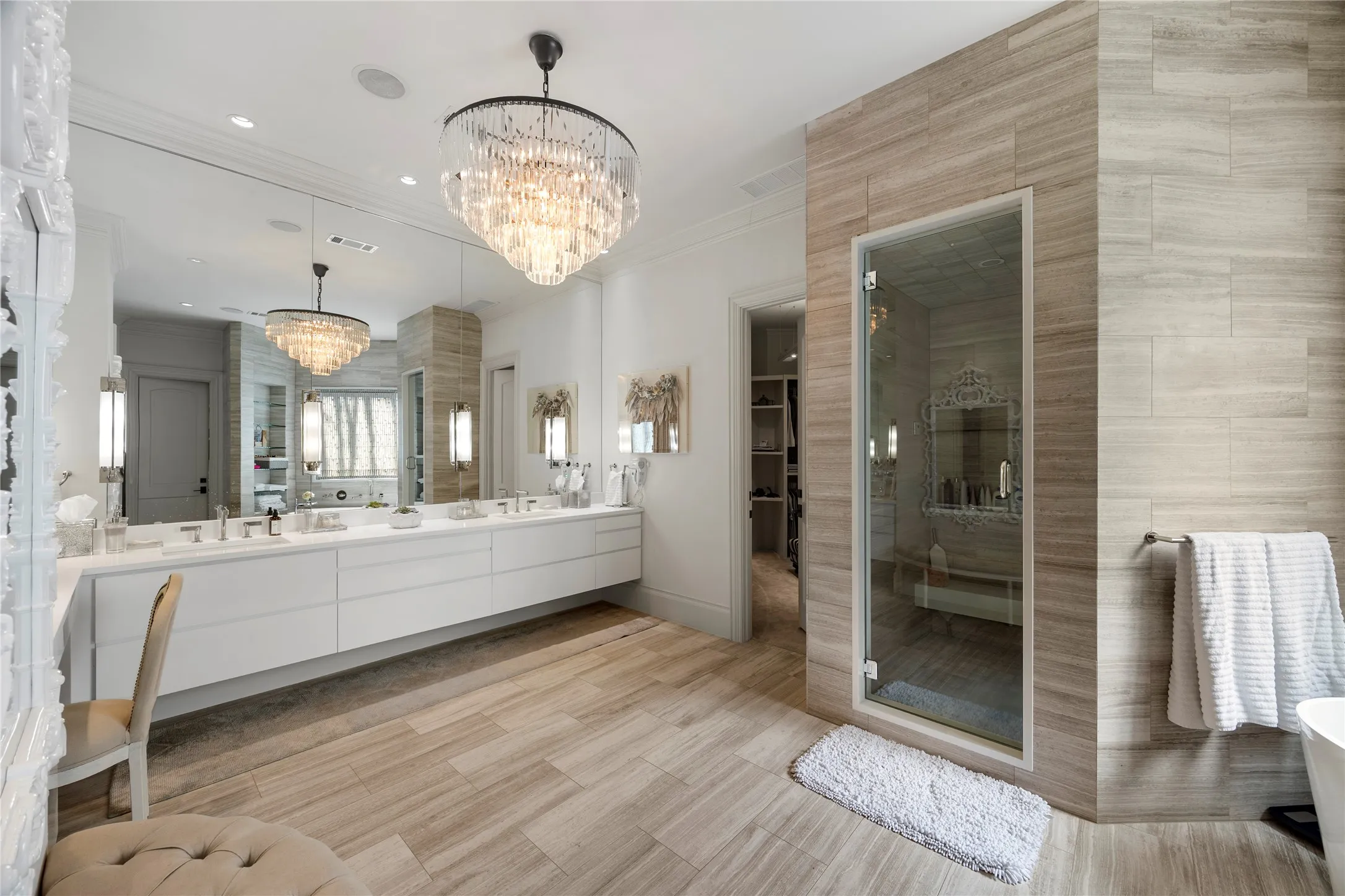 Single Family Residence For Sale in Dallas County , 9525 Alva Court, Dallas, Texas 75220, 6 Bedroom, 9 Bathroom, 4 Garage spaces, 11,037 Sqft, built in 2002, mls#21267763, Real Estate Agent in Dallas, Homes For Sale in Dallas county, Homes For Sale in Dallas, Realtor in Dallas Texas, Real Estate Brokerage Independent Realty Texas, Luminita Cordes Realtor