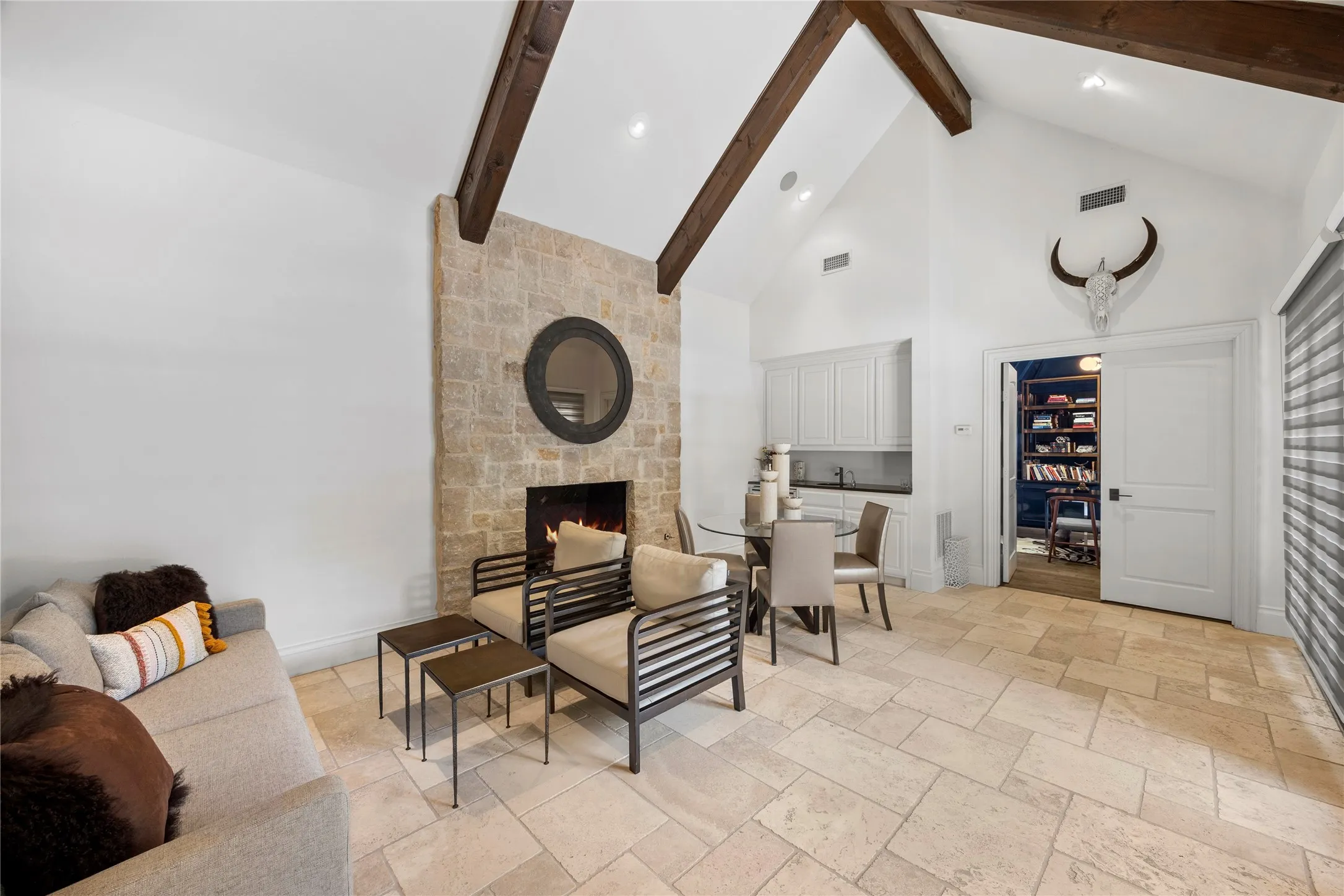 Single Family Residence For Sale in Dallas County , 9525 Alva Court, Dallas, Texas 75220, 6 Bedroom, 9 Bathroom, 4 Garage spaces, 11,037 Sqft, built in 2002, mls#21267763, Real Estate Agent in Dallas, Homes For Sale in Dallas county, Homes For Sale in Dallas, Realtor in Dallas Texas, Real Estate Brokerage Independent Realty Texas, Luminita Cordes Realtor