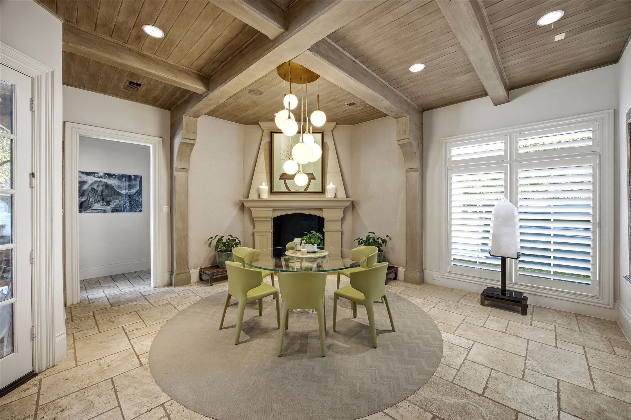 Single Family Residence For Sale in Dallas County , 9525 Alva Court, Dallas, Texas 75220, 6 Bedroom, 9 Bathroom, 4 Garage spaces, 11,037 Sqft, built in 2002, mls#21267763, Real Estate Agent in Dallas, Homes For Sale in Dallas county, Homes For Sale in Dallas, Realtor in Dallas Texas, Real Estate Brokerage Independent Realty Texas, Luminita Cordes Realtor