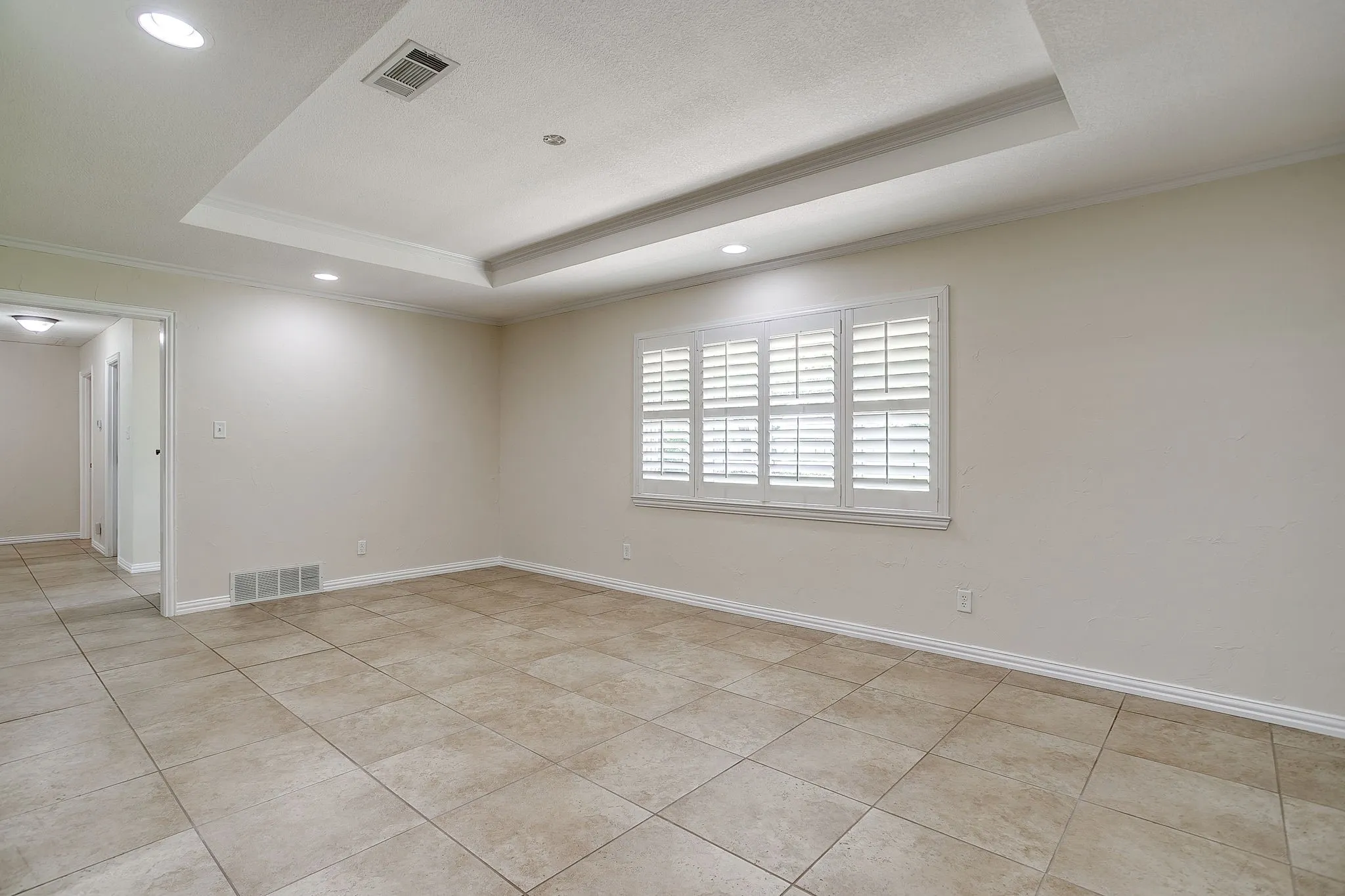 Farm For Sale in Parker County , 2196 Old Agnes Road, Weatherford, Texas 76088, 3 Bedrooms, 3 Bathrooms, Garage spaces, 2,700 Sqft, built in 1965, Price $950,000, mls#21273732, Real Estate Agent in Weatherford, Homes For Sale in Parker county, Homes For Sale in Weatherford, Realtor in Weatherford Texas, Real Estate Brokerage Independent Realty Texas, Luminita Cordes Realtor