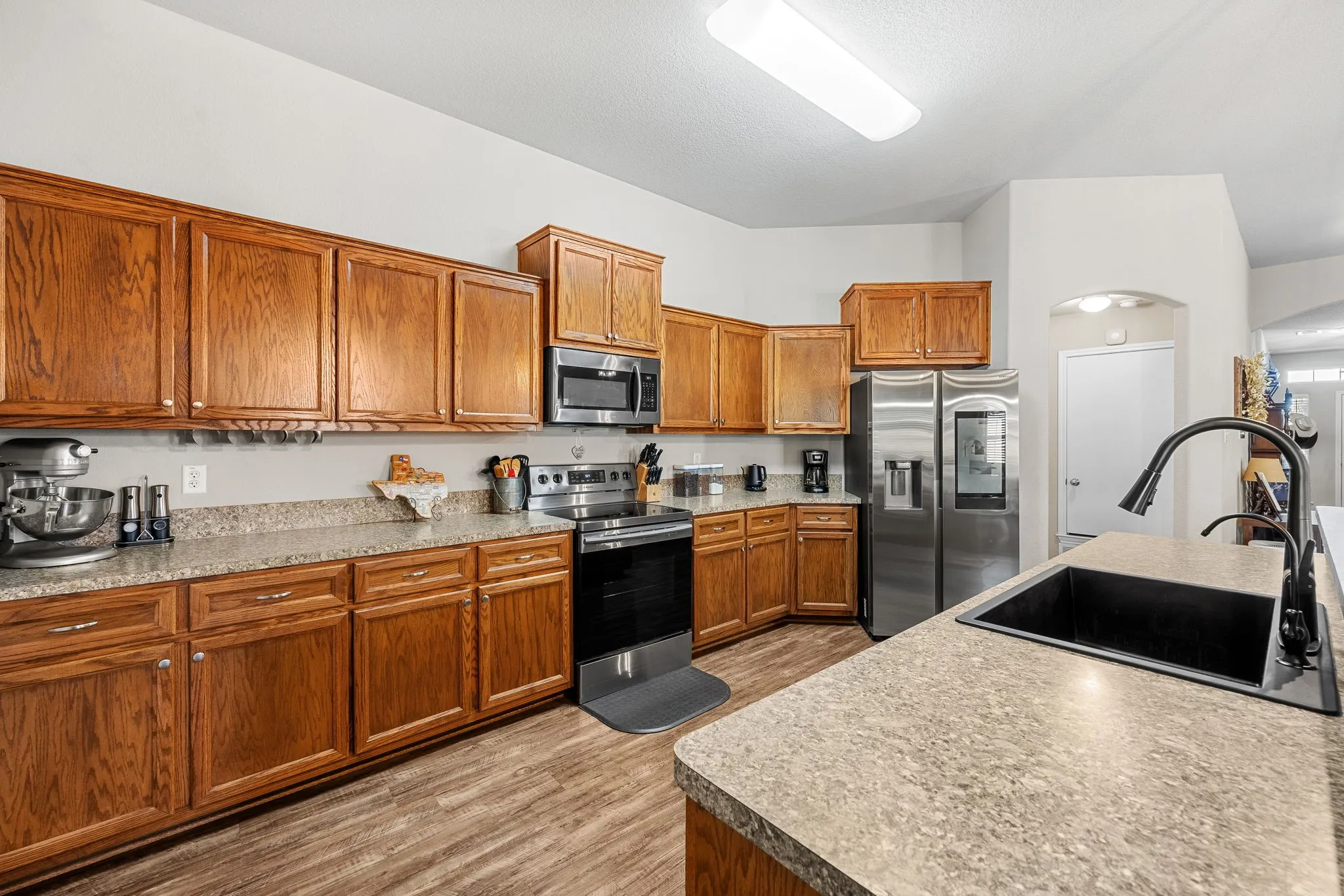 Single Family Residence For Sale in Bell County , 2701 Montague County Drive, Killeen, Texas 76549, 3 Bedroom, 2 Bathroom, 2 Garage spaces, 1,942 Sqft, built in 2011, mls#21273708, Real Estate Agent in Killeen, Homes For Sale in Bell county, Homes For Sale in Killeen, Realtor in Killeen Texas, Real Estate Brokerage Independent Realty Texas, Luminita Cordes Realtor
