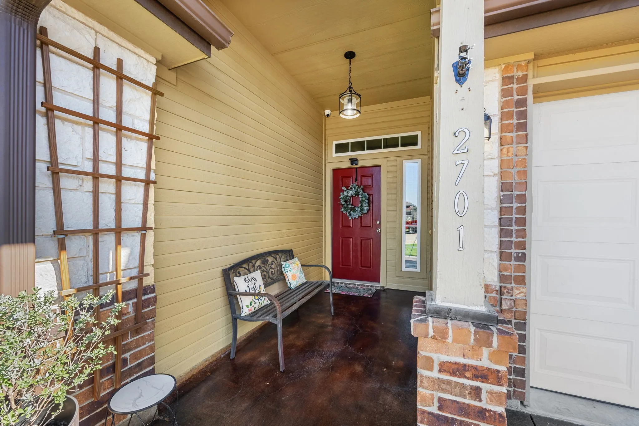 Single Family Residence For Sale in Bell County , 2701 Montague County Drive, Killeen, Texas 76549, 3 Bedroom, 2 Bathroom, 2 Garage spaces, 1,942 Sqft, built in 2011, mls#21273708, Real Estate Agent in Killeen, Homes For Sale in Bell county, Homes For Sale in Killeen, Realtor in Killeen Texas, Real Estate Brokerage Independent Realty Texas, Luminita Cordes Realtor