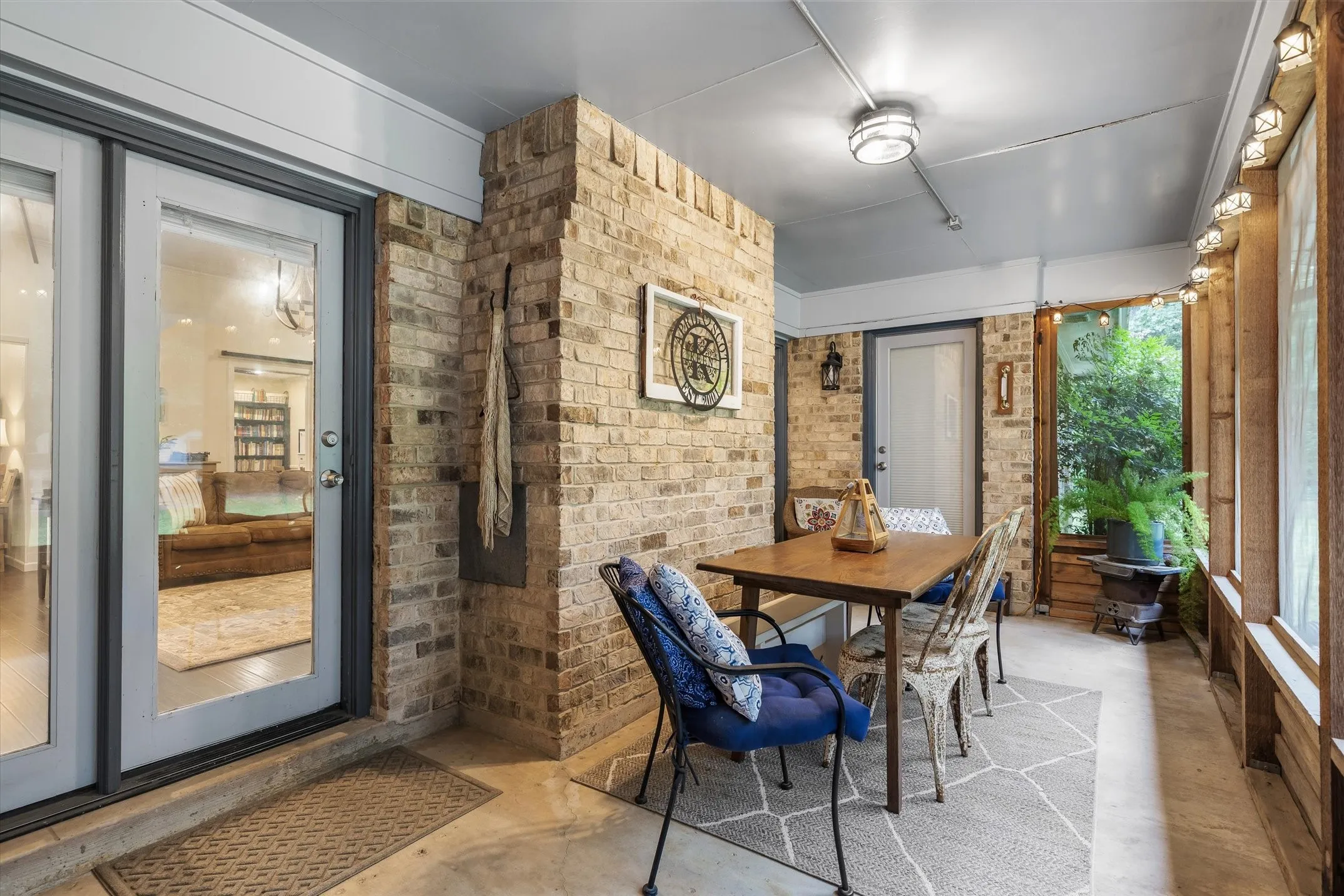 Screened in Porch