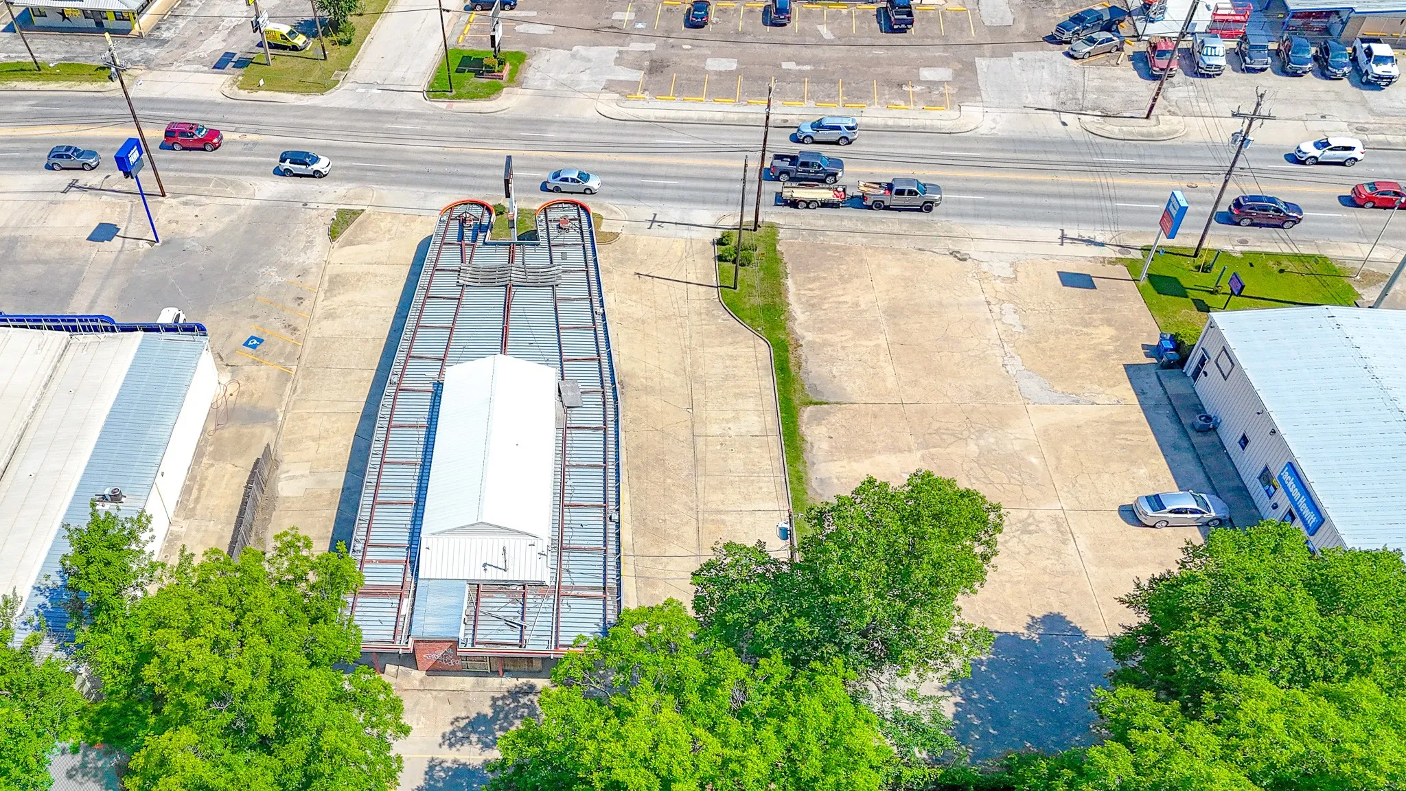 Business For Sale in Navarro County , 1524 W 7th Avenue, Corsicana, Texas 75110, 0, 0, Garage spaces, 0 Sqft, built in 1984, Price $375,000, mls#21273735, Real Estate Agent in Corsicana, Homes For Sale in Navarro county, Homes For Sale in Corsicana, Realtor in Corsicana Texas, Real Estate Brokerage Independent Realty Texas, Luminita Cordes Realtor