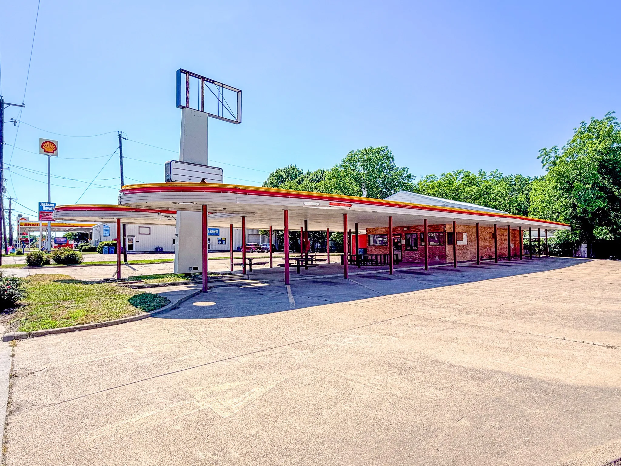 Business For Sale in Navarro County , 1524 W 7th Avenue, Corsicana, Texas 75110, 0, 0, Garage spaces, 0 Sqft, built in 1984, Price $375,000, mls#21273735, Real Estate Agent in Corsicana, Homes For Sale in Navarro county, Homes For Sale in Corsicana, Realtor in Corsicana Texas, Real Estate Brokerage Independent Realty Texas, Luminita Cordes Realtor