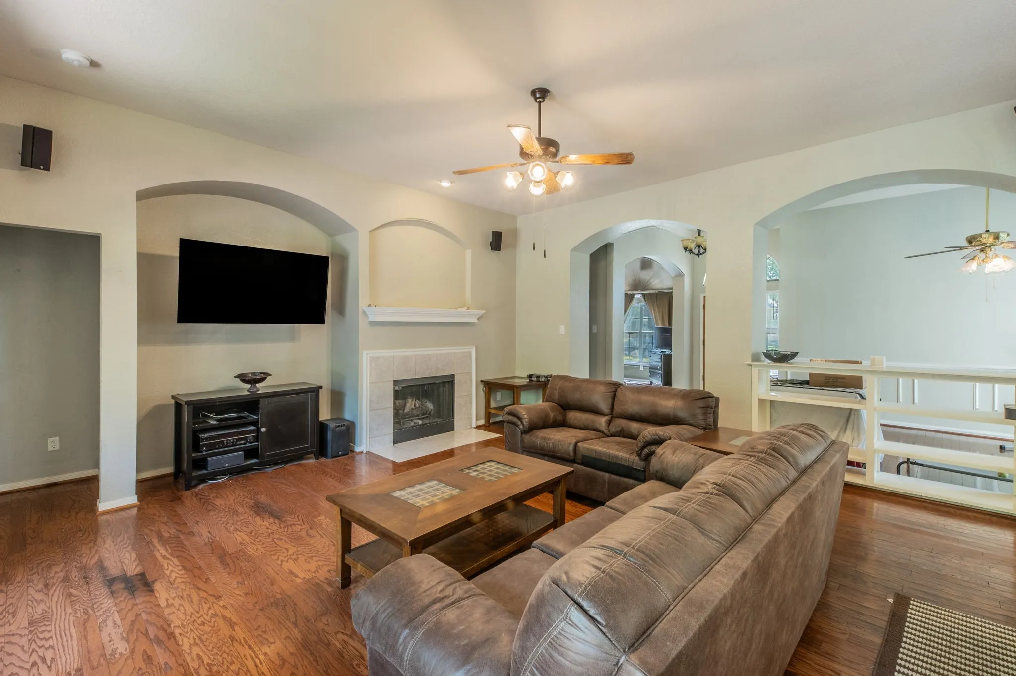 Single Family Residence For Sale in Dallas County , 5022 Sandestin Court, Garland, Texas 75044, 4 Bedroom, 2 Bathroom, 2 Garage spaces, 2,416 Sqft, built in 1995, mls#21268971, Real Estate Agent in Garland, Homes For Sale in Dallas county, Homes For Sale in Garland, Realtor in Garland Texas, Real Estate Brokerage Independent Realty Texas, Luminita Cordes Realtor
