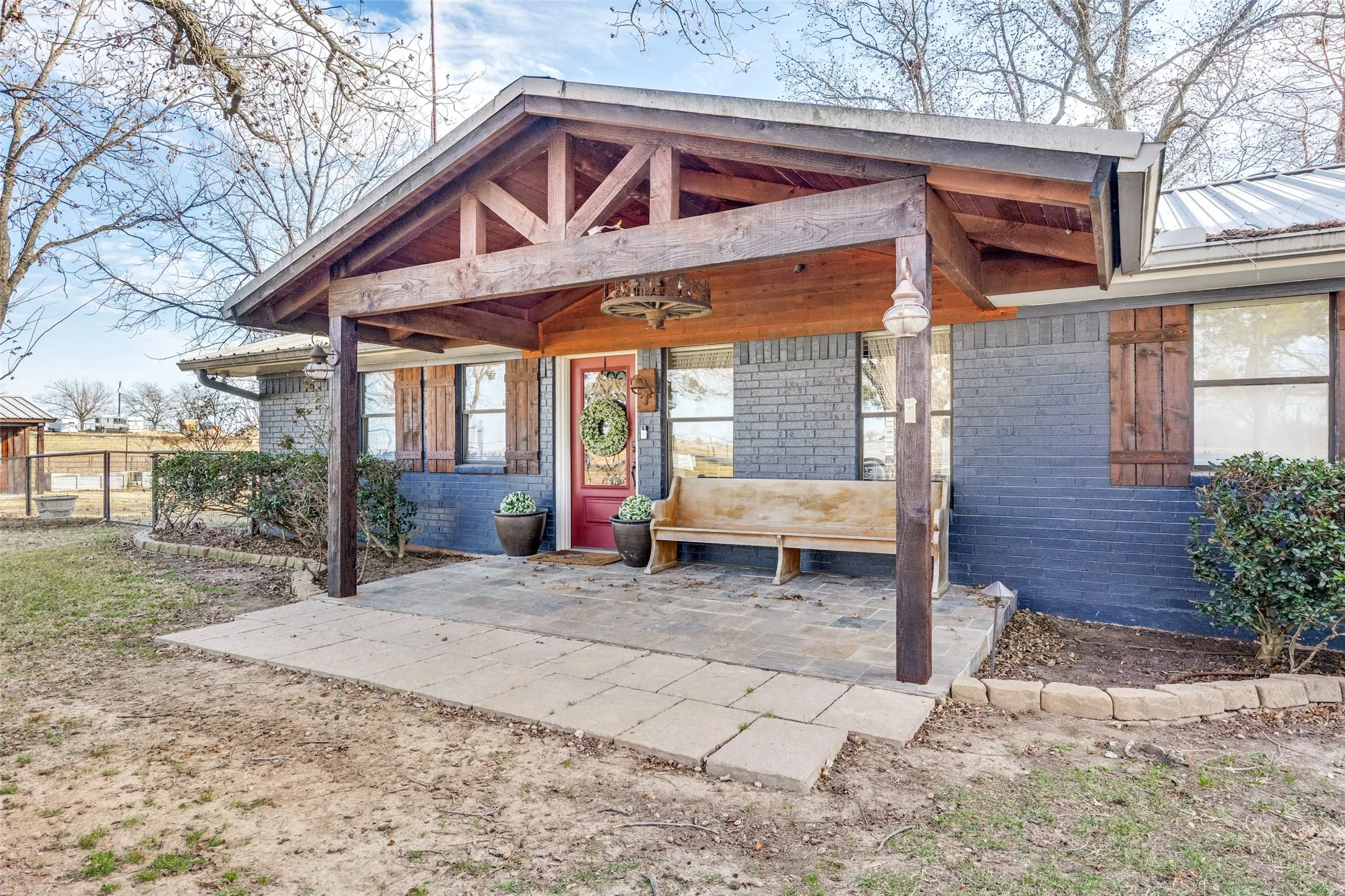 Single Family Residence For Sale in Wise County , 963 County Road 1340, Chico, Texas 76431, 3 Bedrooms, 2 Bathrooms, 3 Garage spaces, 3,760 Sqft, built in 1986, Price $915,000, mls#21266996, Real Estate Agent in Chico, Homes For Sale in Wise county, Homes For Sale in Chico, Realtor in Chico Texas, Real Estate Brokerage Independent Realty Texas, Luminita Cordes Realtor