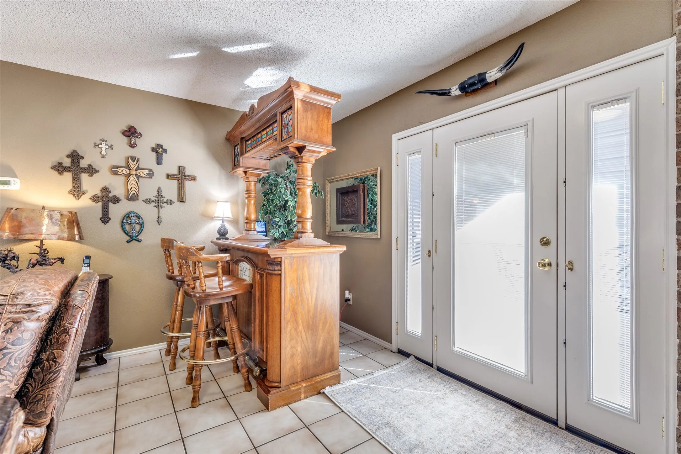 Single Family Residence For Sale in Wise County , 963 County Road 1340, Chico, Texas 76431, 3 Bedrooms, 2 Bathrooms, 3 Garage spaces, 3,760 Sqft, built in 1986, Price $915,000, mls#21266996, Real Estate Agent in Chico, Homes For Sale in Wise county, Homes For Sale in Chico, Realtor in Chico Texas, Real Estate Brokerage Independent Realty Texas, Luminita Cordes Realtor