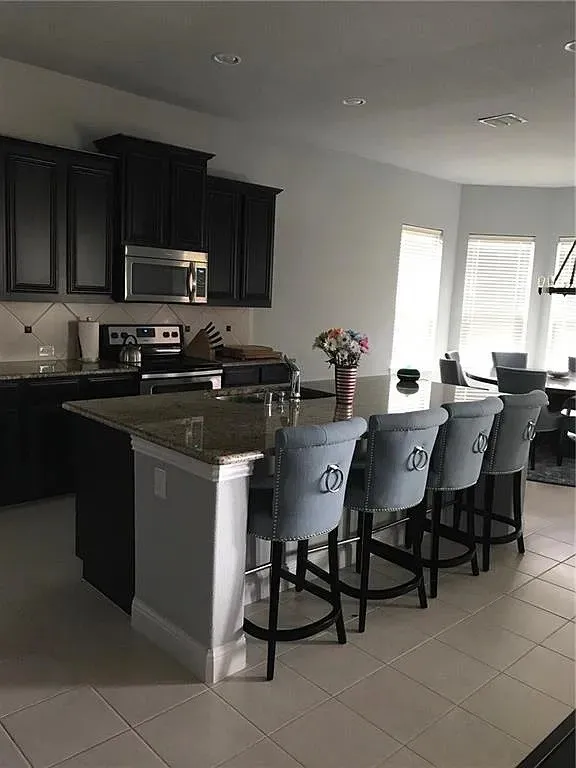 Single Family Residence For Rent in Parker County , 1616 Signature Drive, Weatherford, Texas 76087, 4 Bedroom, 4 Bathroom, 2 Garage spaces, 3,371 Sqft, built in 2015, mls#21273741, Real Estate Agent in Weatherford, Homes For Rent in Parker county, Homes For Rent in Weatherford, Realtor in Weatherford Texas, Real Estate Brokerage Independent Realty Texas, Luminita Cordes Realtor