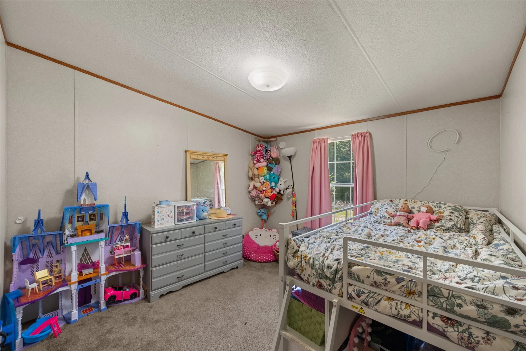 Mobile Home For Sale in Van Zandt County , 200 Private Road 5828, Fruitvale, Texas 75127, 5 Bedroom, 3 Bathroom, Garage spaces, 2,128 Sqft, built in 2005, mls#21260459, Real Estate Agent in Fruitvale, Homes For Sale in Van Zandt county, Homes For Sale in Fruitvale, Realtor in Fruitvale Texas, Real Estate Brokerage Independent Realty Texas, Luminita Cordes Realtor