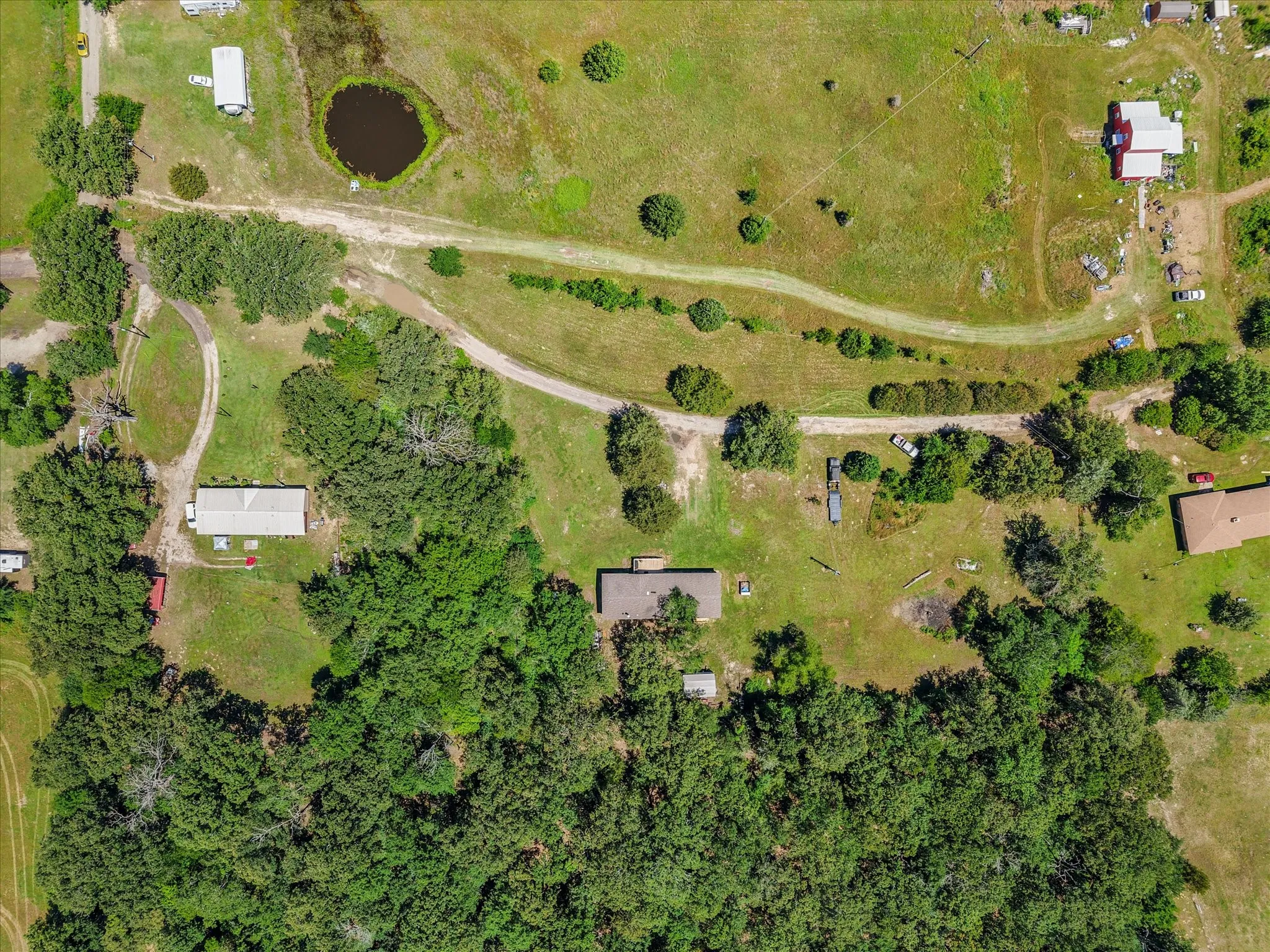 Mobile Home For Sale in Van Zandt County , 200 Private Road 5828, Fruitvale, Texas 75127, 5 Bedroom, 3 Bathroom, Garage spaces, 2,128 Sqft, built in 2005, mls#21260459, Real Estate Agent in Fruitvale, Homes For Sale in Van Zandt county, Homes For Sale in Fruitvale, Realtor in Fruitvale Texas, Real Estate Brokerage Independent Realty Texas, Luminita Cordes Realtor