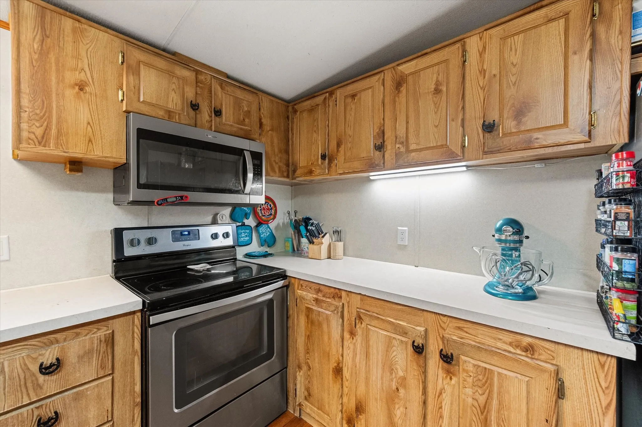 Mobile Home For Sale in Van Zandt County , 200 Private Road 5828, Fruitvale, Texas 75127, 5 Bedroom, 3 Bathroom, Garage spaces, 2,128 Sqft, built in 2005, mls#21260459, Real Estate Agent in Fruitvale, Homes For Sale in Van Zandt county, Homes For Sale in Fruitvale, Realtor in Fruitvale Texas, Real Estate Brokerage Independent Realty Texas, Luminita Cordes Realtor