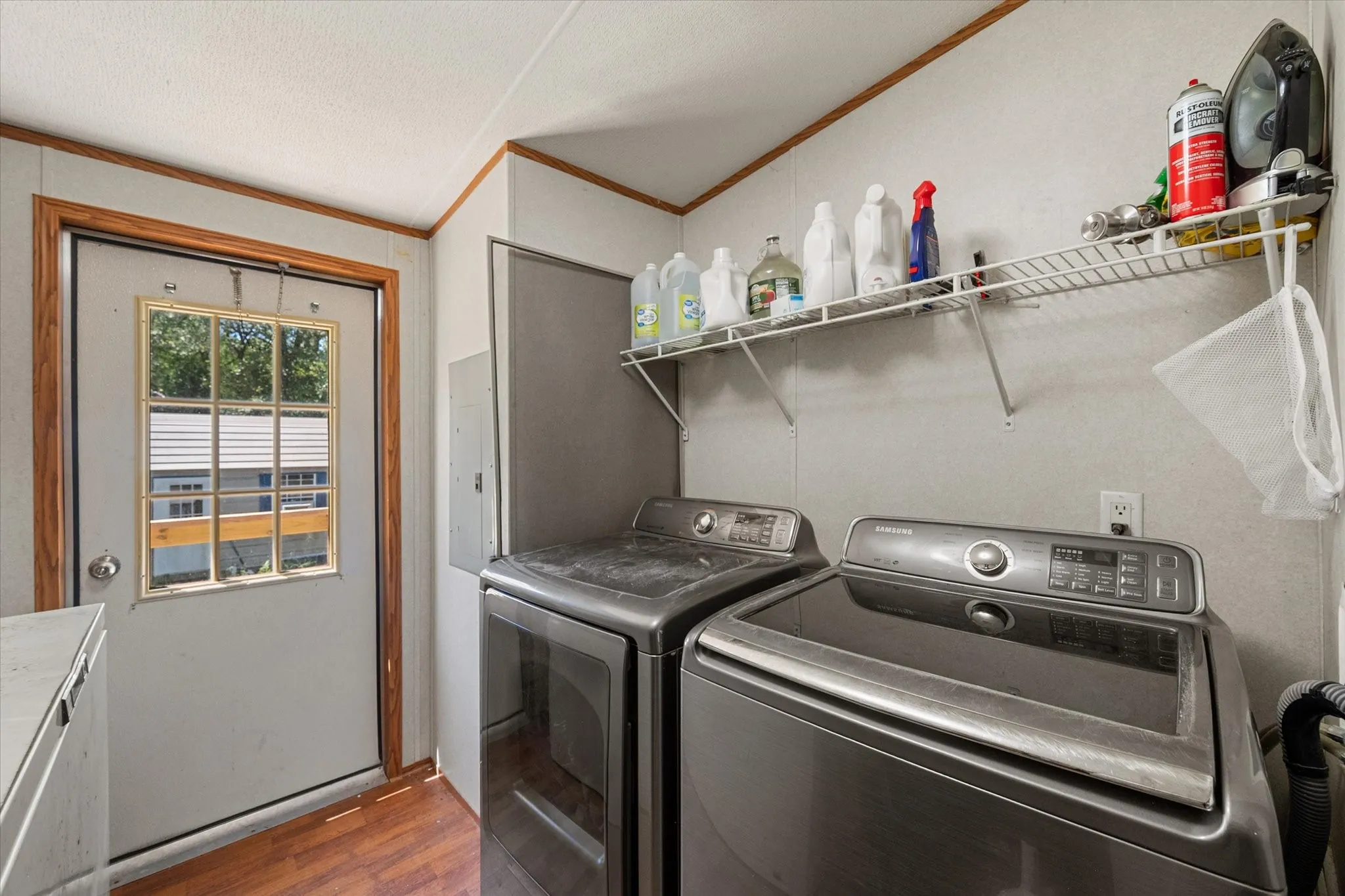 Mobile Home For Sale in Van Zandt County , 200 Private Road 5828, Fruitvale, Texas 75127, 5 Bedroom, 3 Bathroom, Garage spaces, 2,128 Sqft, built in 2005, mls#21260459, Real Estate Agent in Fruitvale, Homes For Sale in Van Zandt county, Homes For Sale in Fruitvale, Realtor in Fruitvale Texas, Real Estate Brokerage Independent Realty Texas, Luminita Cordes Realtor