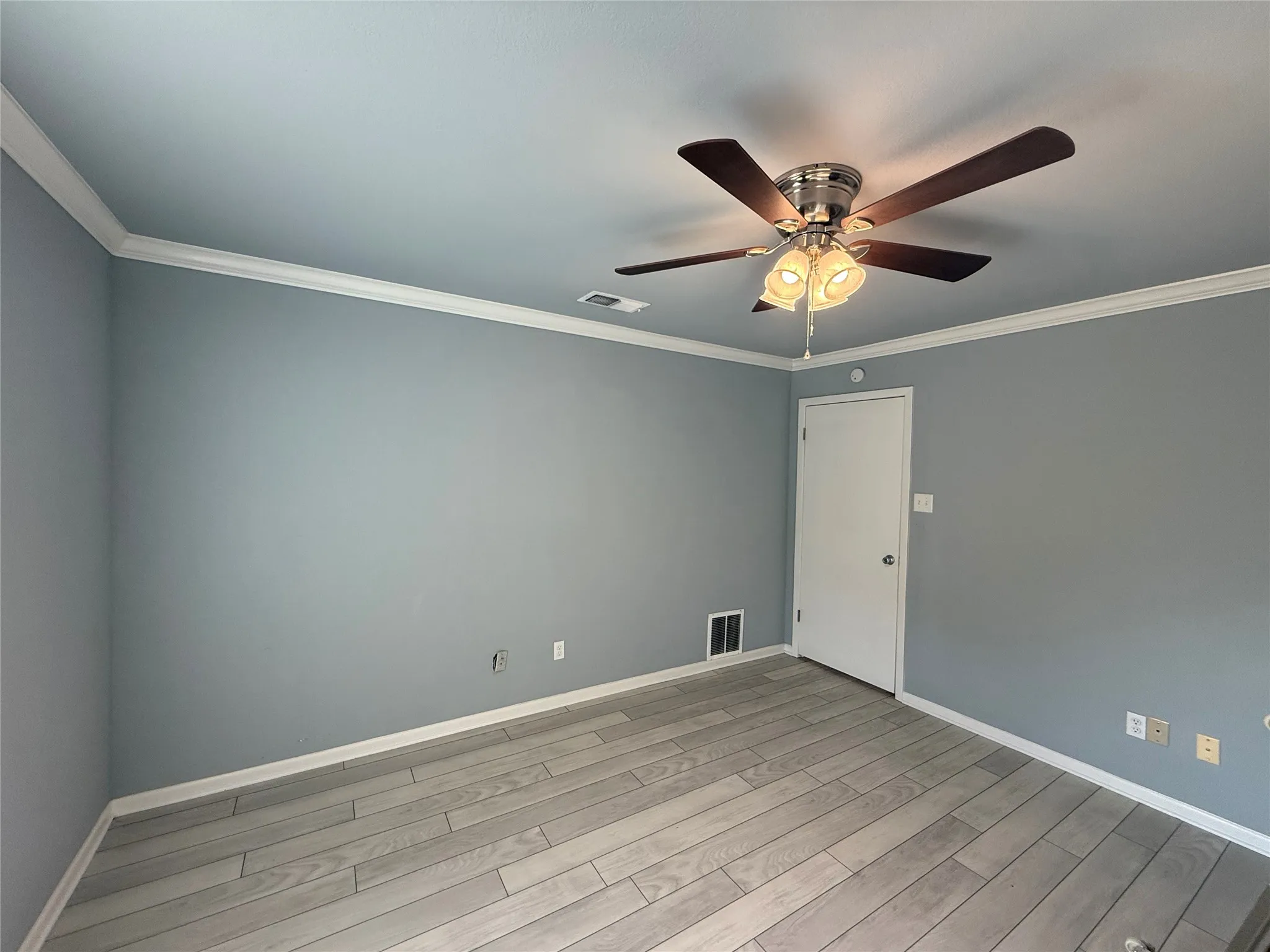 Single Family Residence For Sale in Limestone County , 1111 Joel Street, Groesbeck, Texas 76642, 3 Bedrooms, 2 Bathrooms, 2 Garage spaces, 1,830 Sqft, built in 1981, Price $285,500, mls#21260660, Real Estate Agent in Groesbeck, Homes For Sale in Limestone county, Homes For Sale in Groesbeck, Realtor in Groesbeck Texas, Real Estate Brokerage Independent Realty Texas, Luminita Cordes Realtor
