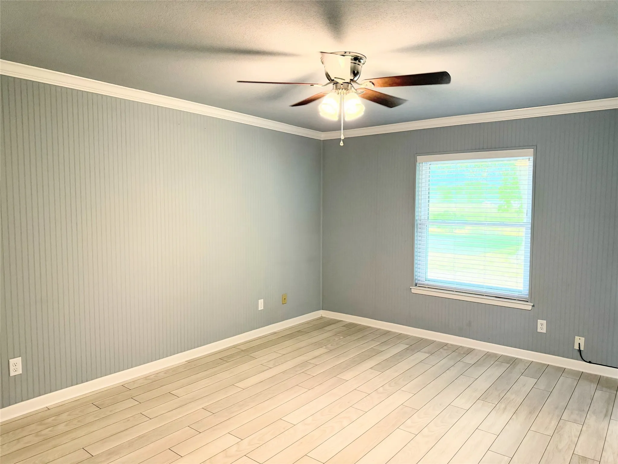 Single Family Residence For Sale in Limestone County , 1111 Joel Street, Groesbeck, Texas 76642, 3 Bedrooms, 2 Bathrooms, 2 Garage spaces, 1,830 Sqft, built in 1981, Price $285,500, mls#21260660, Real Estate Agent in Groesbeck, Homes For Sale in Limestone county, Homes For Sale in Groesbeck, Realtor in Groesbeck Texas, Real Estate Brokerage Independent Realty Texas, Luminita Cordes Realtor