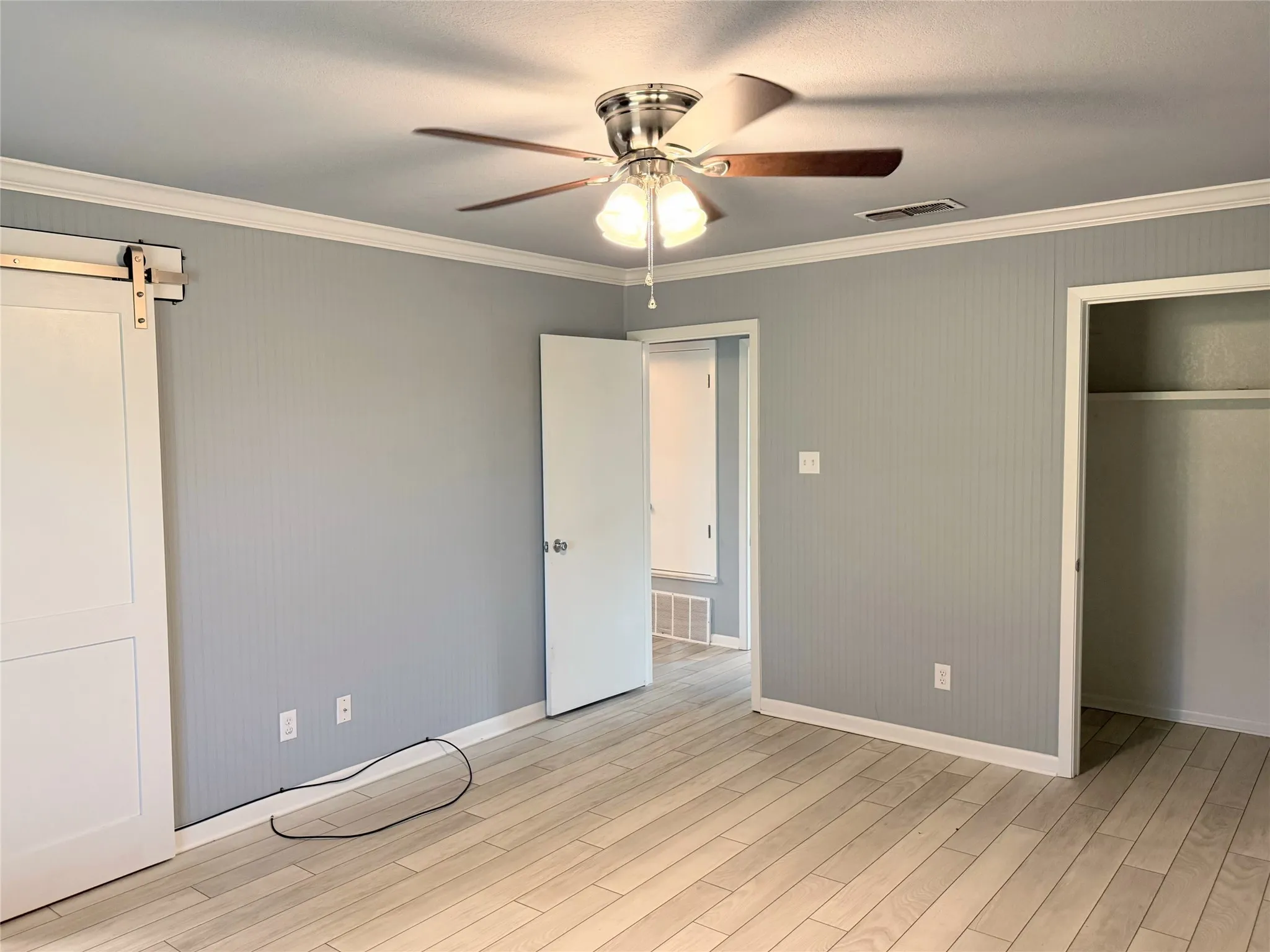 Single Family Residence For Sale in Limestone County , 1111 Joel Street, Groesbeck, Texas 76642, 3 Bedrooms, 2 Bathrooms, 2 Garage spaces, 1,830 Sqft, built in 1981, Price $285,500, mls#21260660, Real Estate Agent in Groesbeck, Homes For Sale in Limestone county, Homes For Sale in Groesbeck, Realtor in Groesbeck Texas, Real Estate Brokerage Independent Realty Texas, Luminita Cordes Realtor
