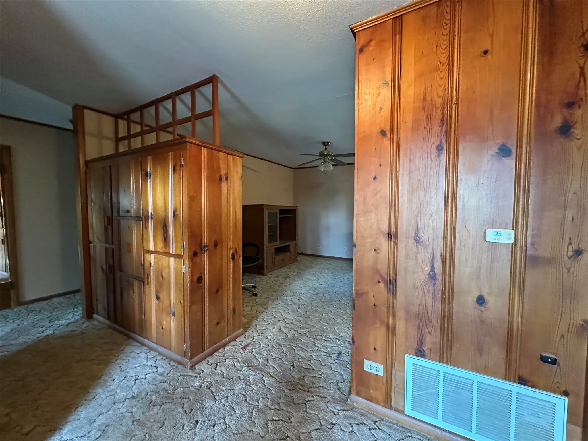Single Family Residence For Sale in Comanche County , 7350 Highway 67 377N, Comanche, Texas 76442, 3 Bedroom, 2 Bathroom, Garage spaces, 1,460 Sqft, built in 1958, mls#21273777, Real Estate Agent in Comanche, Homes For Sale in Comanche county, Homes For Sale in Comanche, Realtor in Comanche Texas, Real Estate Brokerage Independent Realty Texas, Luminita Cordes Realtor