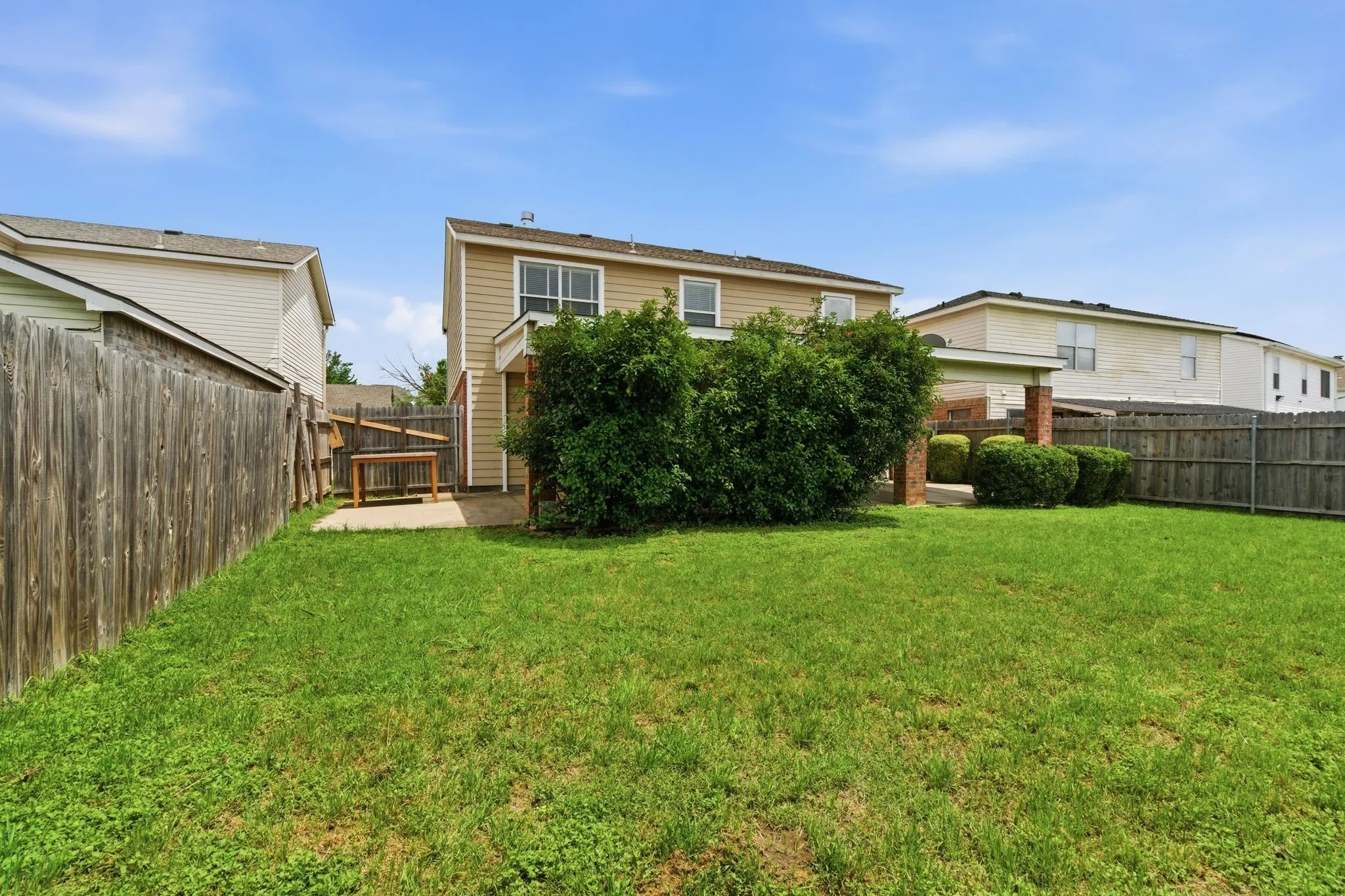 Single Family Residence For Sale in Tarrant County , 8173 Heritage Place Drive, Fort Worth, Texas 76137, 4 Bedrooms, 2 Bathrooms, 2 Garage spaces, 1,848 Sqft, built in 1997, Price $345,000, mls#21273823, Real Estate Agent in Fort Worth, Homes For Sale in Tarrant county, Homes For Sale in Fort Worth, Realtor in Fort Worth Texas, Real Estate Brokerage Independent Realty Texas, Luminita Cordes Realtor
