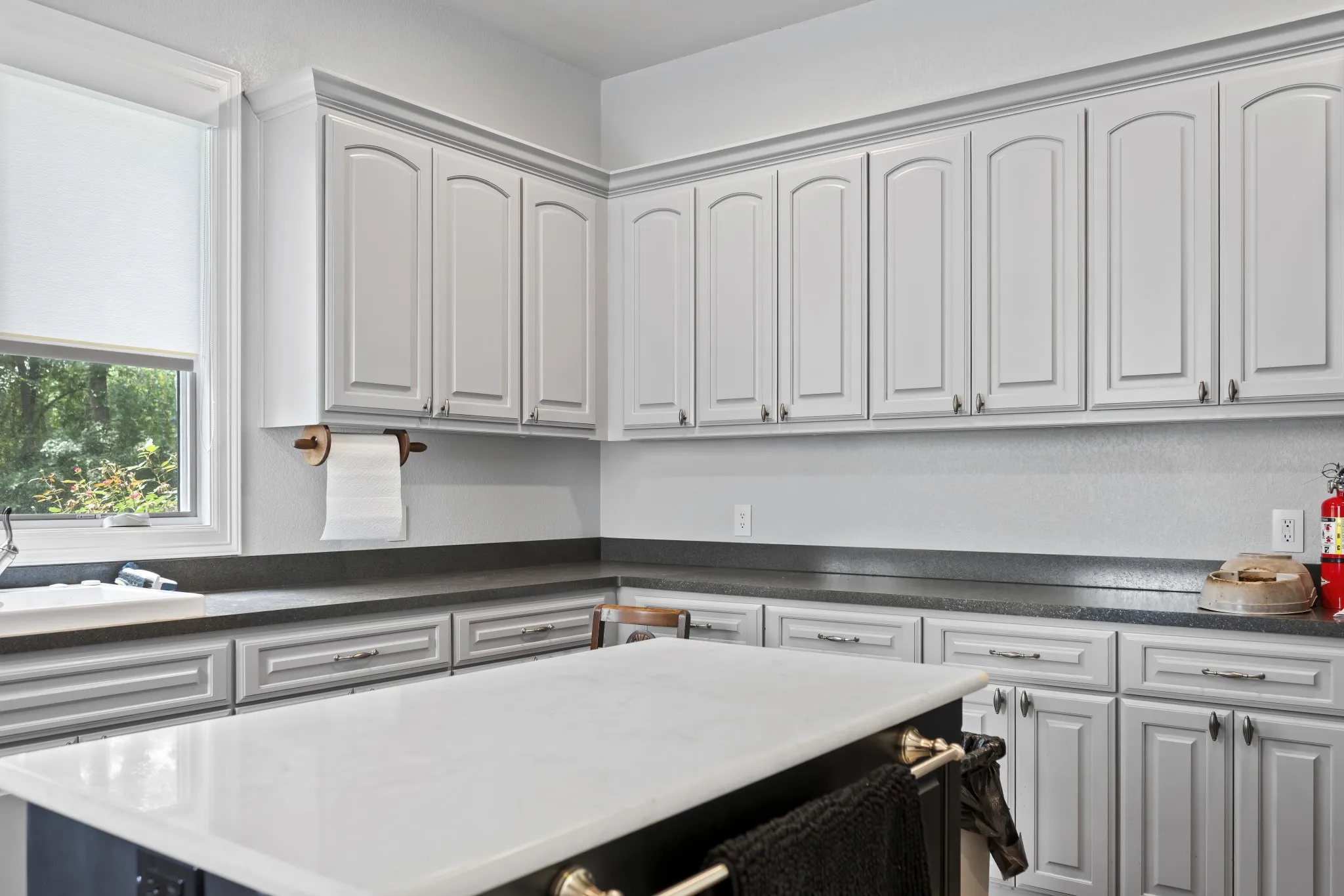 Single Family Residence For Sale in Wood County , 4354 S Fm 2869, Hawkins, Texas 75765, 3 Bedrooms, 4 Bathrooms, 3 Garage spaces, 4,940 Sqft, built in 2017, Price $1,190,000, mls#21273837, Real Estate Agent in Hawkins, Homes For Sale in Wood county, Homes For Sale in Hawkins, Realtor in Hawkins Texas, Real Estate Brokerage Independent Realty Texas, Luminita Cordes Realtor