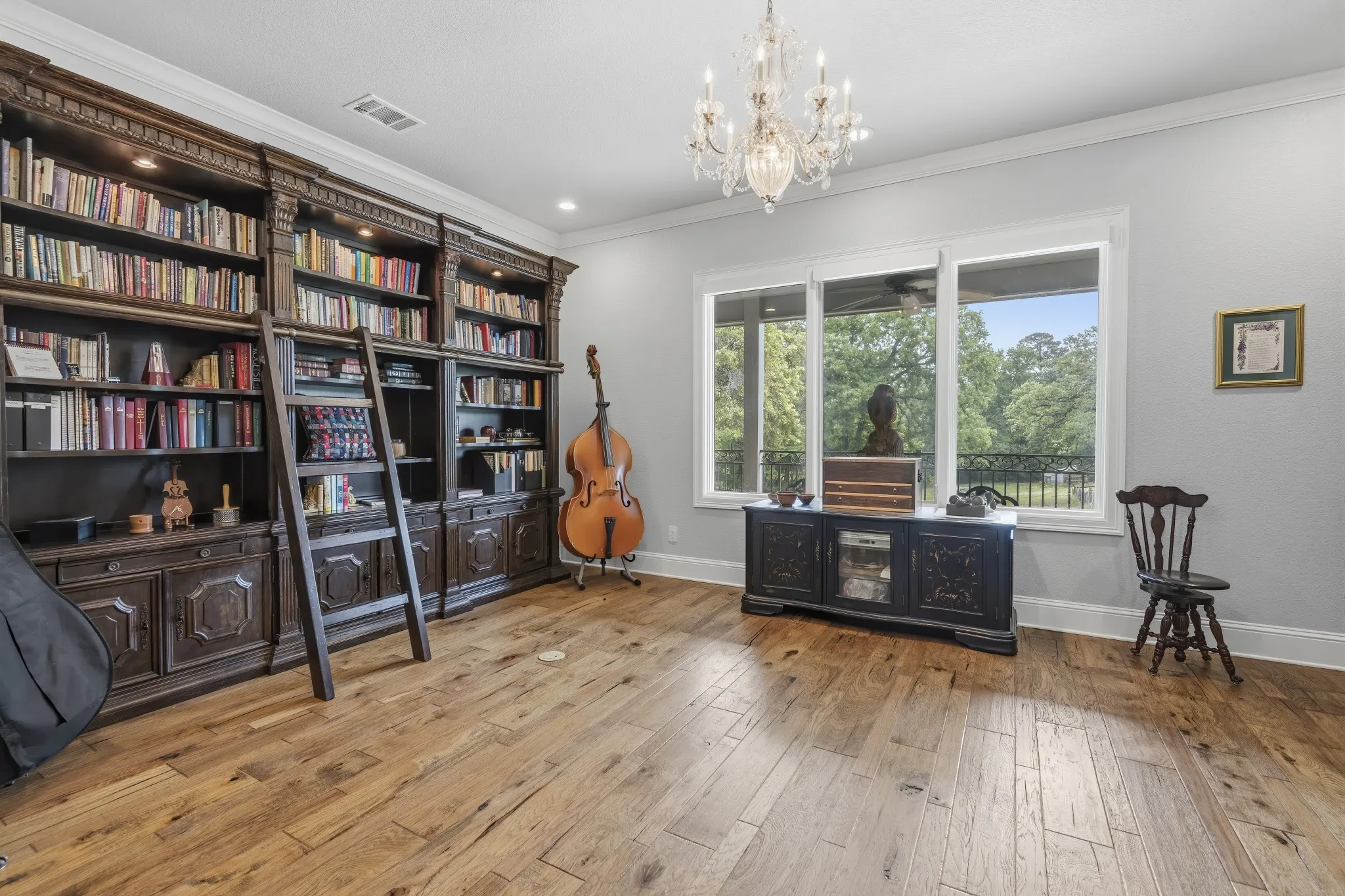 Single Family Residence For Sale in Wood County , 4354 S Fm 2869, Hawkins, Texas 75765, 3 Bedrooms, 4 Bathrooms, 3 Garage spaces, 4,940 Sqft, built in 2017, Price $1,190,000, mls#21273837, Real Estate Agent in Hawkins, Homes For Sale in Wood county, Homes For Sale in Hawkins, Realtor in Hawkins Texas, Real Estate Brokerage Independent Realty Texas, Luminita Cordes Realtor
