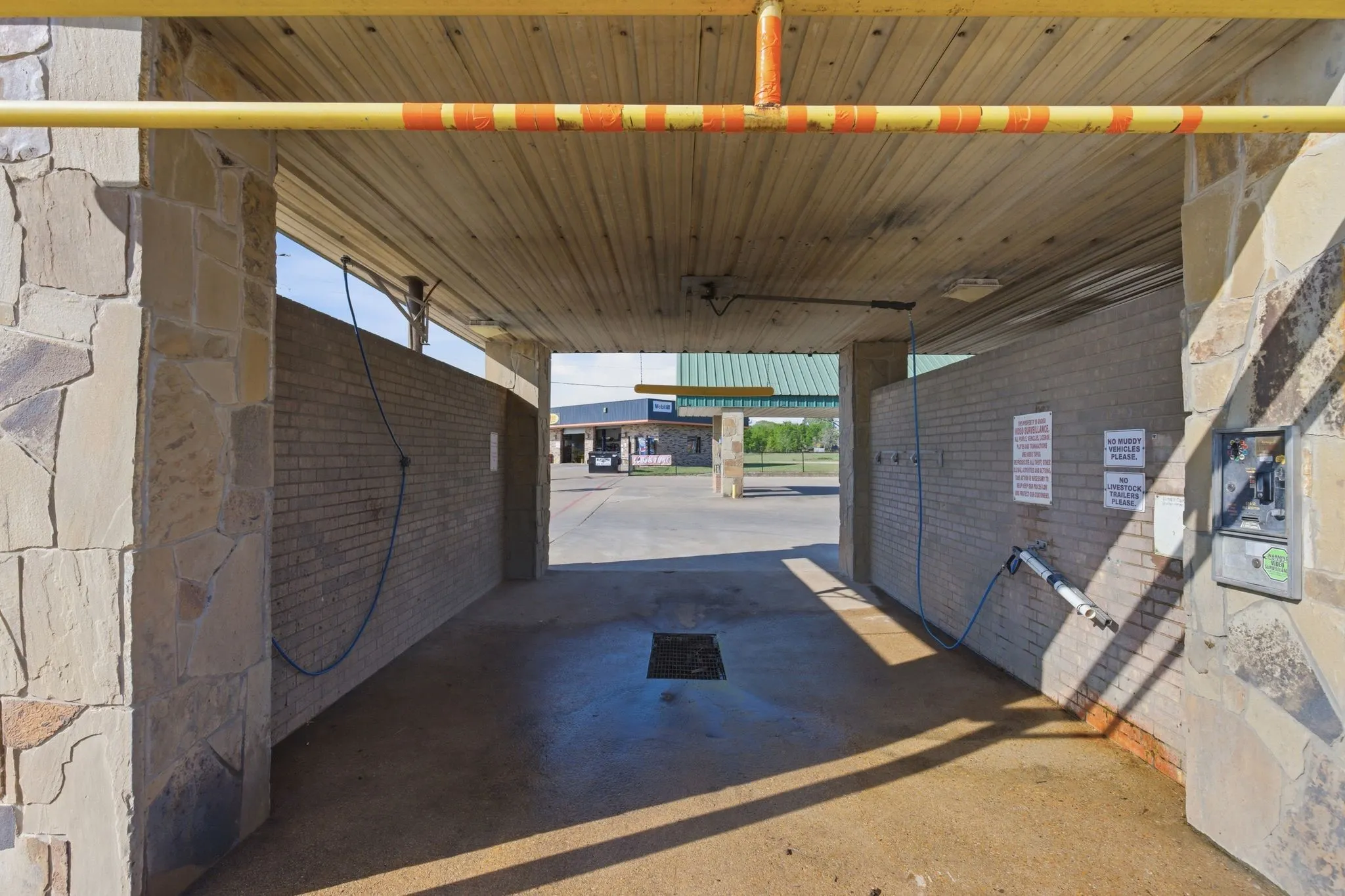 Business For Sale in Rains County , 315 W Lennon, Emory, Texas 75440, 0, 0, Garage spaces, 0 Sqft, built in 1986, mls#21273877, Real Estate Agent in Emory, Homes For Sale in Rains county, Homes For Sale in Emory, Realtor in Emory Texas, Real Estate Brokerage Independent Realty Texas, Luminita Cordes Realtor