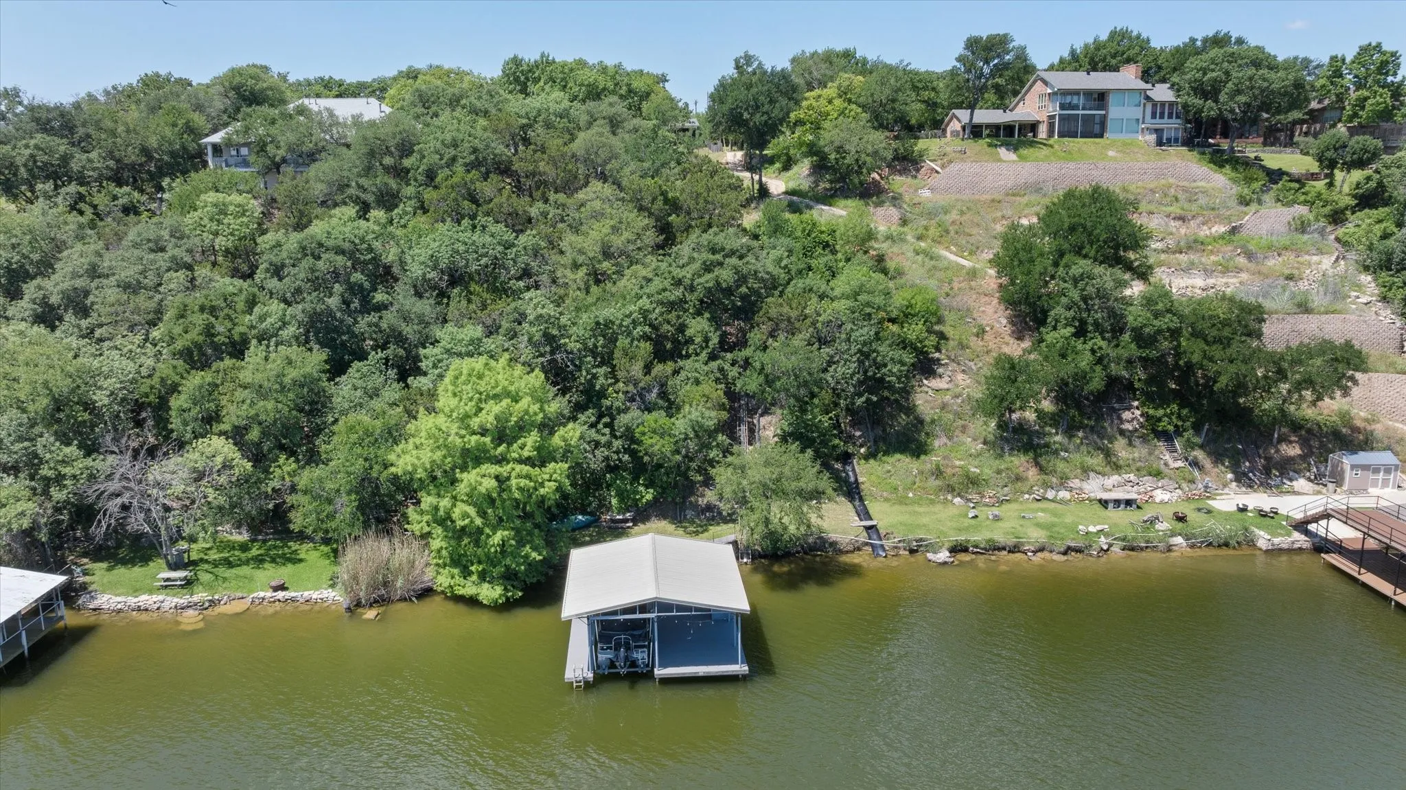 Single Family Residence For Sale in Hood County , 3818 Mambrino Highway, Granbury, Texas 76048, 4 Bedroom, 3 Bathroom, 2 Garage spaces, 2,387 Sqft, built in 1993, mls#21266056, Real Estate Agent in Granbury, Homes For Sale in Hood county, Homes For Sale in Granbury, Realtor in Granbury Texas, Real Estate Brokerage Independent Realty Texas, Luminita Cordes Realtor