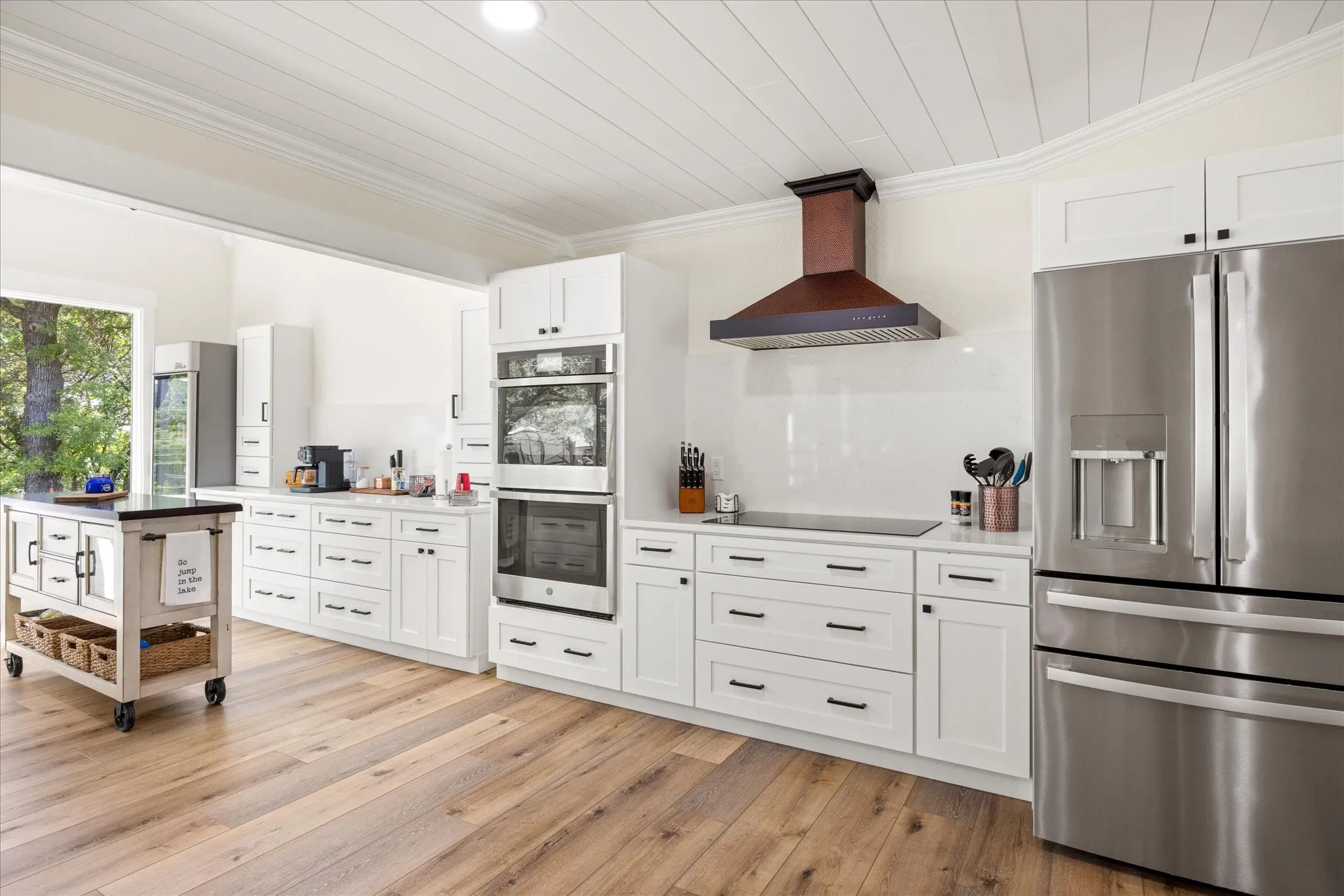Single Family Residence For Sale in Hood County , 3818 Mambrino Highway, Granbury, Texas 76048, 4 Bedroom, 3 Bathroom, 2 Garage spaces, 2,387 Sqft, built in 1993, mls#21266056, Real Estate Agent in Granbury, Homes For Sale in Hood county, Homes For Sale in Granbury, Realtor in Granbury Texas, Real Estate Brokerage Independent Realty Texas, Luminita Cordes Realtor