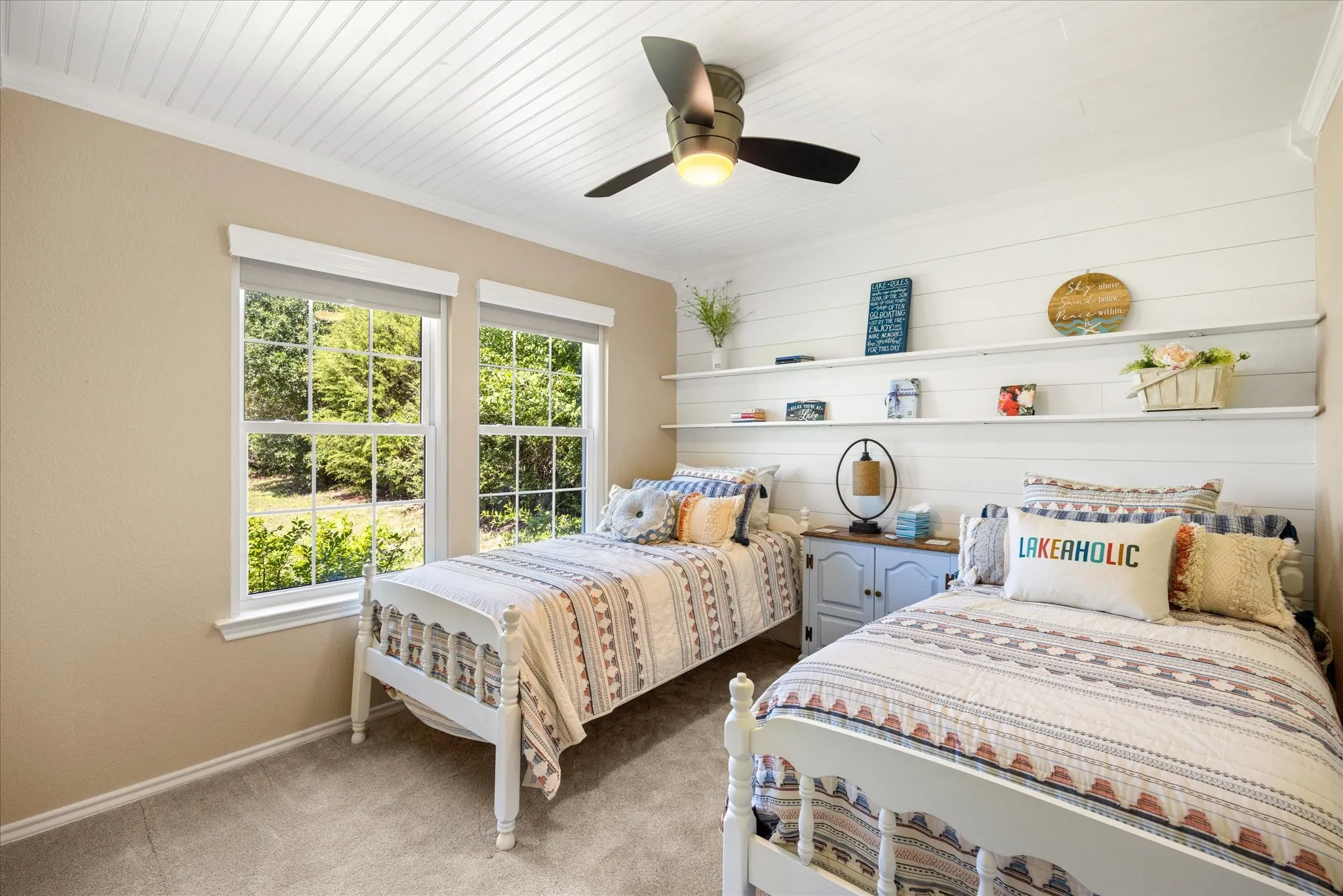 Single Family Residence For Sale in Hood County , 3818 Mambrino Highway, Granbury, Texas 76048, 4 Bedroom, 3 Bathroom, 2 Garage spaces, 2,387 Sqft, built in 1993, mls#21266056, Real Estate Agent in Granbury, Homes For Sale in Hood county, Homes For Sale in Granbury, Realtor in Granbury Texas, Real Estate Brokerage Independent Realty Texas, Luminita Cordes Realtor