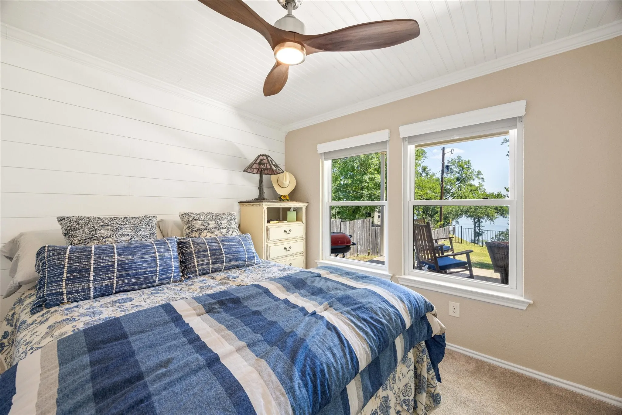 Single Family Residence For Sale in Hood County , 3818 Mambrino Highway, Granbury, Texas 76048, 4 Bedroom, 3 Bathroom, 2 Garage spaces, 2,387 Sqft, built in 1993, mls#21266056, Real Estate Agent in Granbury, Homes For Sale in Hood county, Homes For Sale in Granbury, Realtor in Granbury Texas, Real Estate Brokerage Independent Realty Texas, Luminita Cordes Realtor
