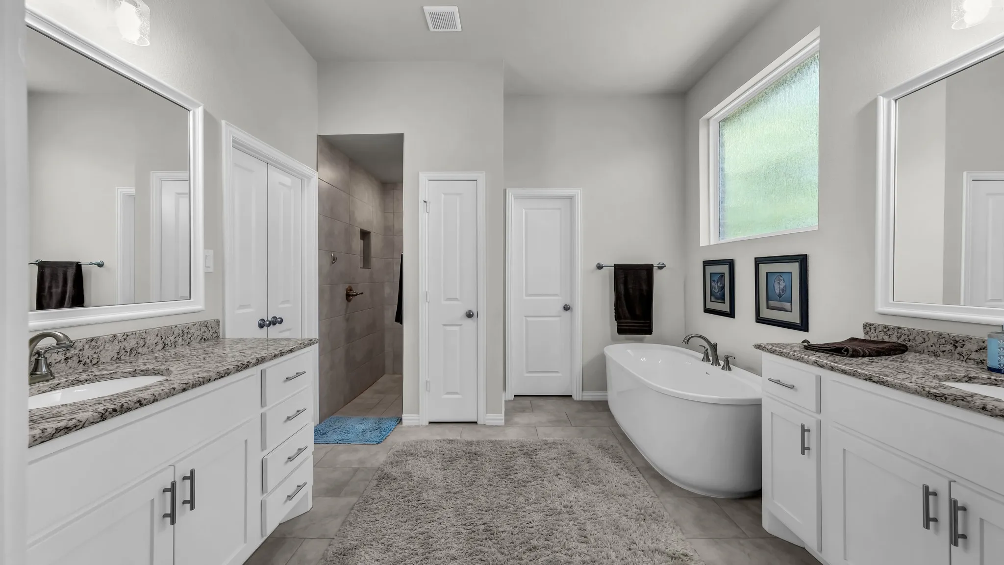 Single Family Residence For Sale in Parker County , 330 Timbers Circle, Poolville, Texas 76487, 4 Bedroom, 3 Bathroom, 2 Garage spaces, 2,459 Sqft, built in 2021, mls#21273288, Real Estate Agent in Poolville, Homes For Sale in Parker county, Homes For Sale in Poolville, Realtor in Poolville Texas, Real Estate Brokerage Independent Realty Texas, Luminita Cordes Realtor