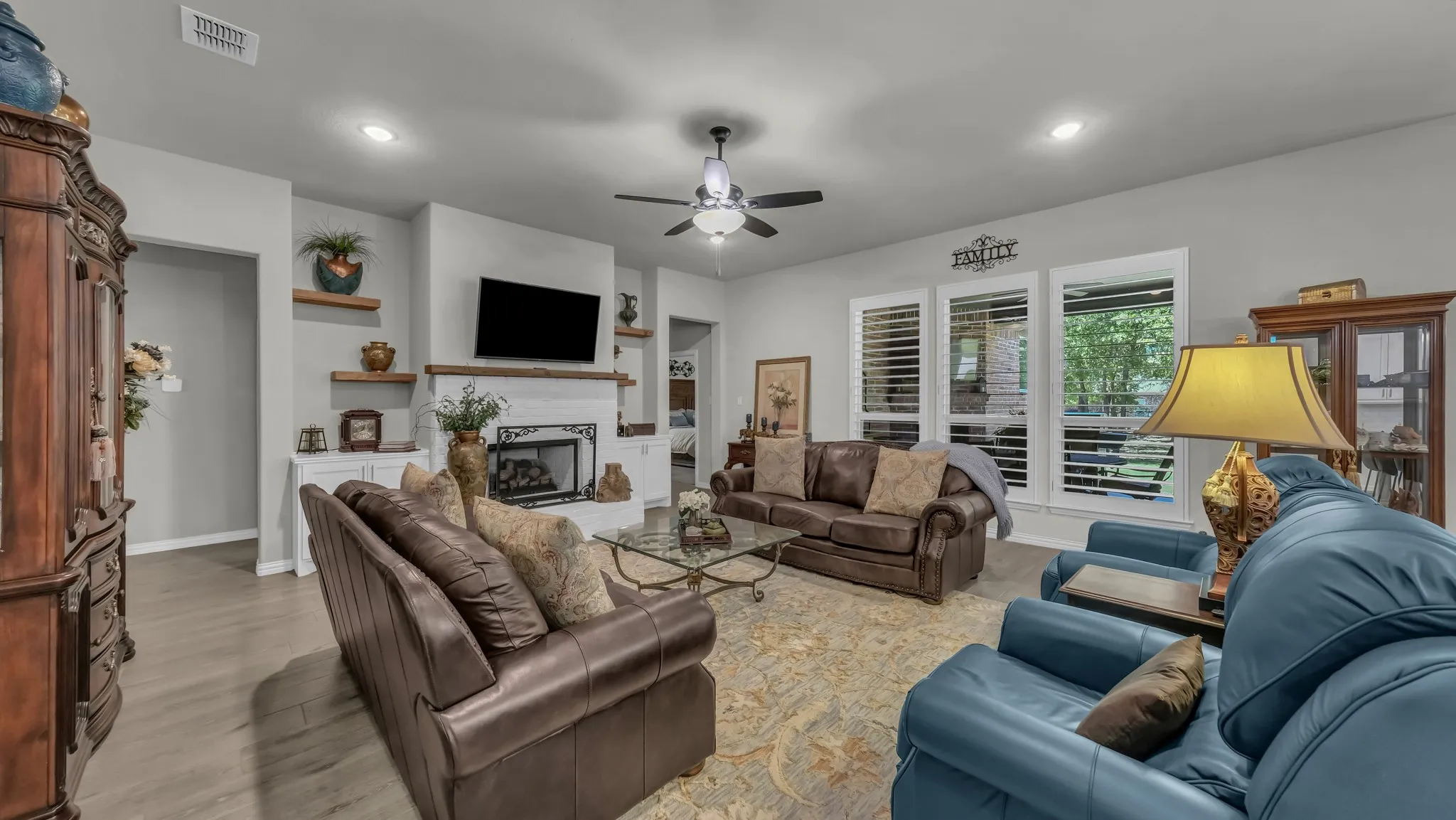 Single Family Residence For Sale in Parker County , 330 Timbers Circle, Poolville, Texas 76487, 4 Bedroom, 3 Bathroom, 2 Garage spaces, 2,459 Sqft, built in 2021, mls#21273288, Real Estate Agent in Poolville, Homes For Sale in Parker county, Homes For Sale in Poolville, Realtor in Poolville Texas, Real Estate Brokerage Independent Realty Texas, Luminita Cordes Realtor