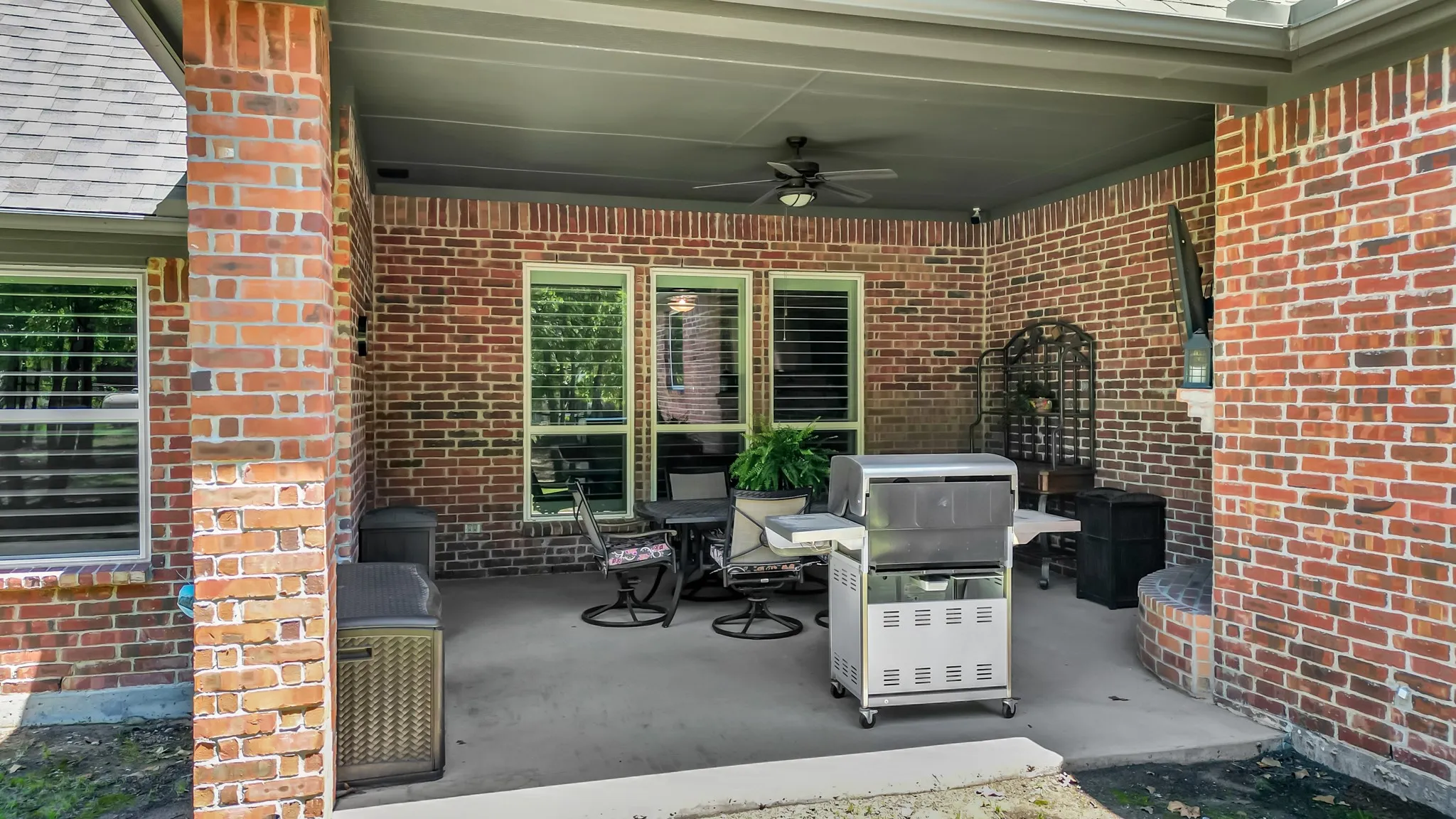 Single Family Residence For Sale in Parker County , 330 Timbers Circle, Poolville, Texas 76487, 4 Bedroom, 3 Bathroom, 2 Garage spaces, 2,459 Sqft, built in 2021, mls#21273288, Real Estate Agent in Poolville, Homes For Sale in Parker county, Homes For Sale in Poolville, Realtor in Poolville Texas, Real Estate Brokerage Independent Realty Texas, Luminita Cordes Realtor