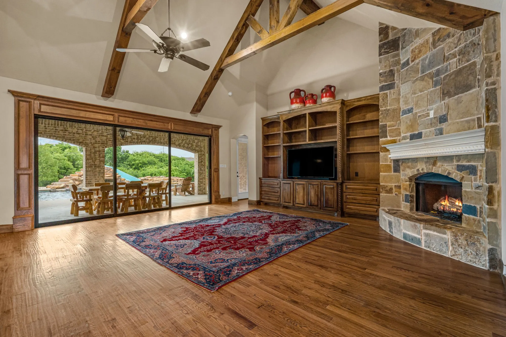 Single Family Residence For Sale in Tarrant County , 7809 Bella Flora Drive, Fort Worth, Texas 76126, 4 Bedroom, 4 Bathroom, 3 Garage spaces, 3,972 Sqft, built in 2015, Price $1,150,000, mls#21273816, Real Estate Agent in Fort Worth, Homes For Sale in Tarrant county, Homes For Sale in Fort Worth, Realtor in Fort Worth Texas, Real Estate Brokerage Independent Realty Texas, Luminita Cordes Realtor