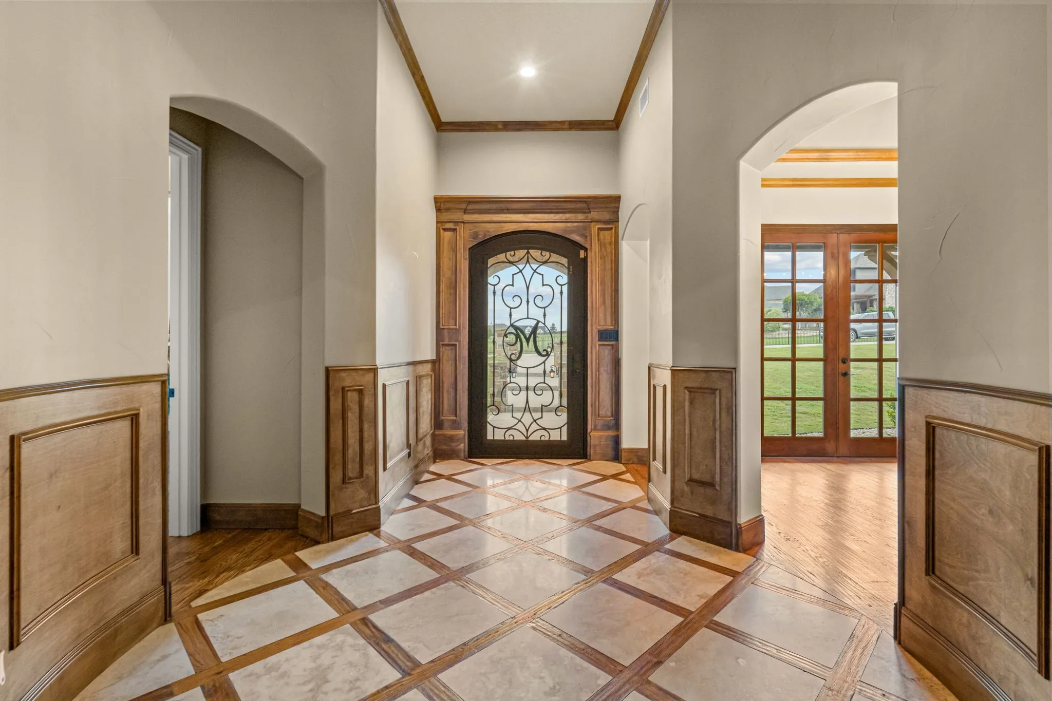 Single Family Residence For Sale in Tarrant County , 7809 Bella Flora Drive, Fort Worth, Texas 76126, 4 Bedroom, 4 Bathroom, 3 Garage spaces, 3,972 Sqft, built in 2015, Price $1,150,000, mls#21273816, Real Estate Agent in Fort Worth, Homes For Sale in Tarrant county, Homes For Sale in Fort Worth, Realtor in Fort Worth Texas, Real Estate Brokerage Independent Realty Texas, Luminita Cordes Realtor
