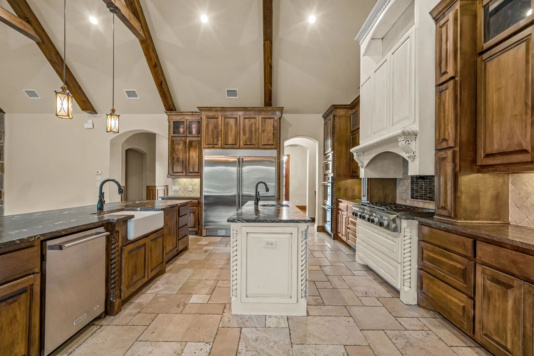 Single Family Residence For Sale in Tarrant County , 7809 Bella Flora Drive, Fort Worth, Texas 76126, 4 Bedroom, 4 Bathroom, 3 Garage spaces, 3,972 Sqft, built in 2015, Price $1,150,000, mls#21273816, Real Estate Agent in Fort Worth, Homes For Sale in Tarrant county, Homes For Sale in Fort Worth, Realtor in Fort Worth Texas, Real Estate Brokerage Independent Realty Texas, Luminita Cordes Realtor