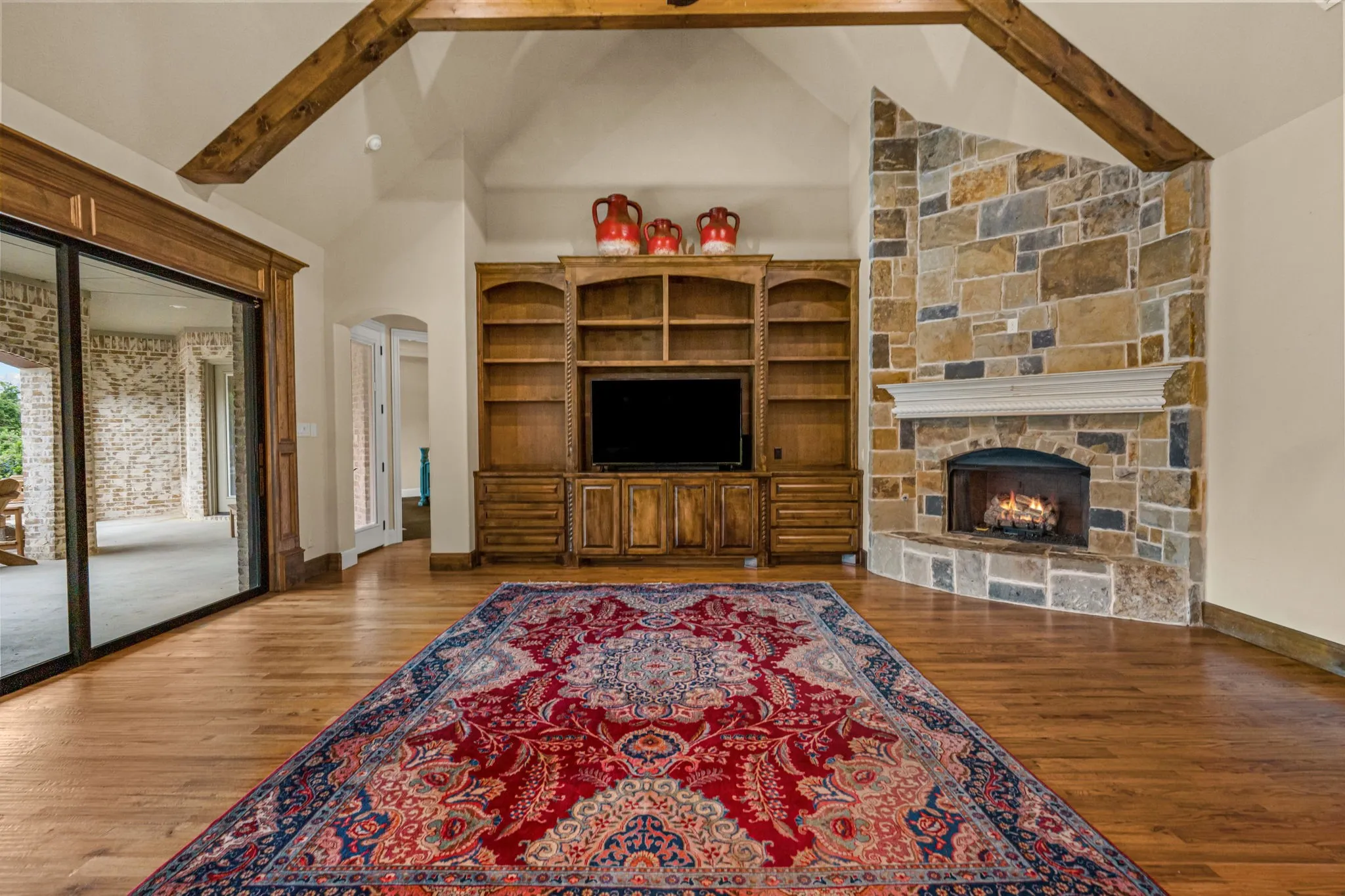 Single Family Residence For Sale in Tarrant County , 7809 Bella Flora Drive, Fort Worth, Texas 76126, 4 Bedroom, 4 Bathroom, 3 Garage spaces, 3,972 Sqft, built in 2015, Price $1,150,000, mls#21273816, Real Estate Agent in Fort Worth, Homes For Sale in Tarrant county, Homes For Sale in Fort Worth, Realtor in Fort Worth Texas, Real Estate Brokerage Independent Realty Texas, Luminita Cordes Realtor