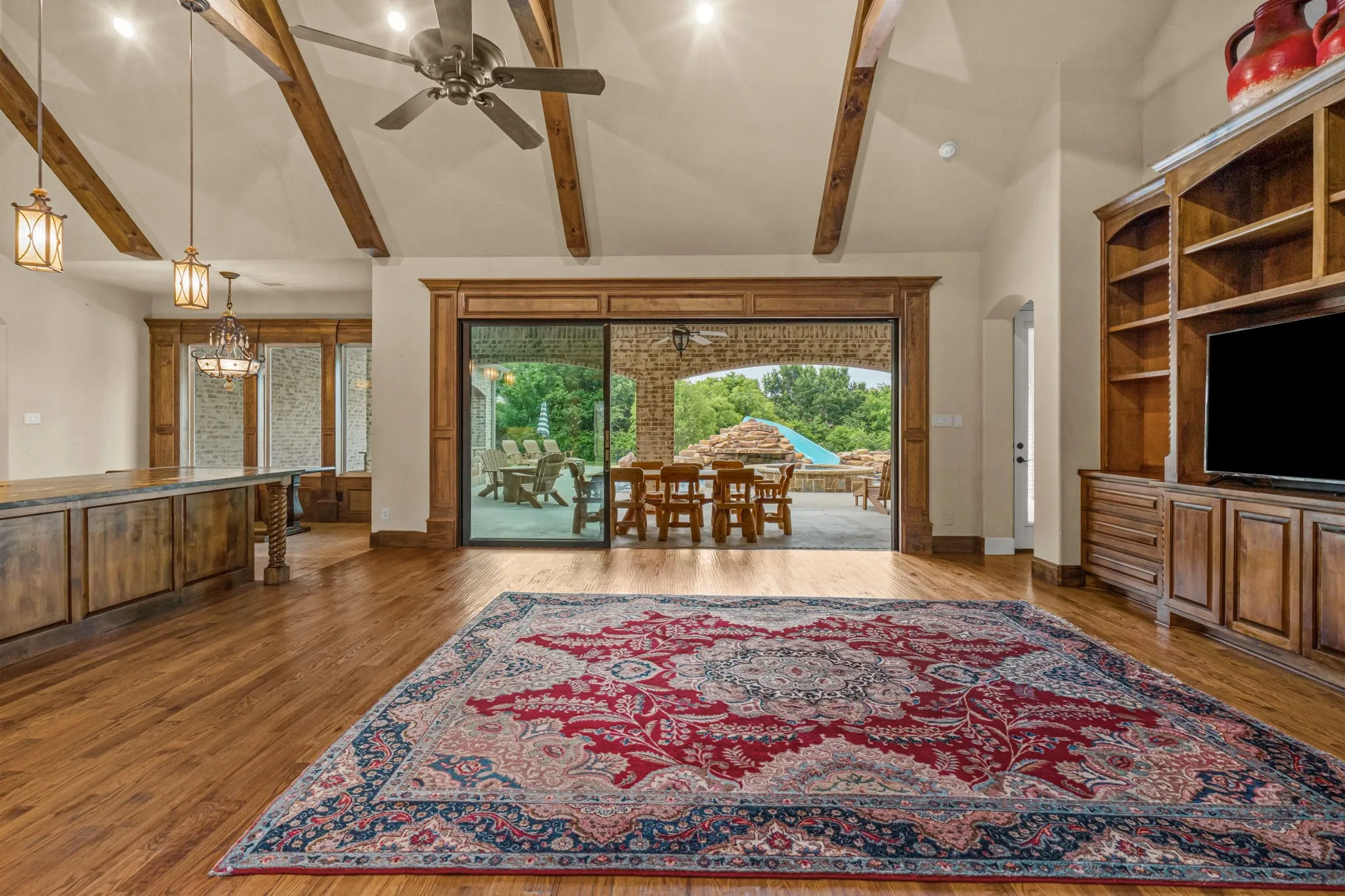 Single Family Residence For Sale in Tarrant County , 7809 Bella Flora Drive, Fort Worth, Texas 76126, 4 Bedroom, 4 Bathroom, 3 Garage spaces, 3,972 Sqft, built in 2015, Price $1,150,000, mls#21273816, Real Estate Agent in Fort Worth, Homes For Sale in Tarrant county, Homes For Sale in Fort Worth, Realtor in Fort Worth Texas, Real Estate Brokerage Independent Realty Texas, Luminita Cordes Realtor