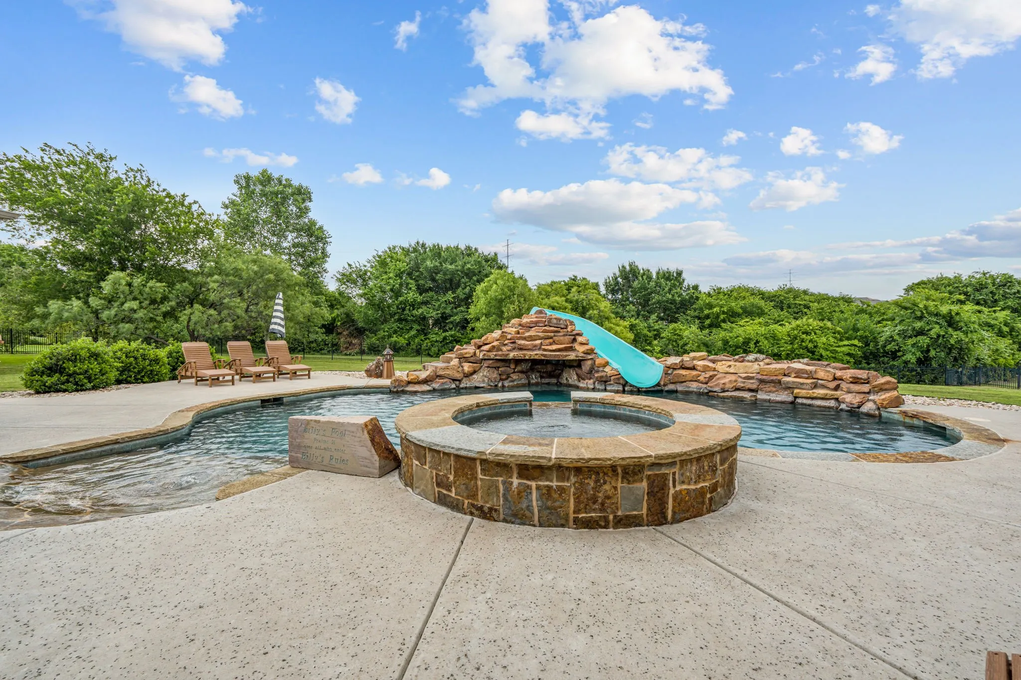 Single Family Residence For Sale in Tarrant County , 7809 Bella Flora Drive, Fort Worth, Texas 76126, 4 Bedroom, 4 Bathroom, 3 Garage spaces, 3,972 Sqft, built in 2015, Price $1,150,000, mls#21273816, Real Estate Agent in Fort Worth, Homes For Sale in Tarrant county, Homes For Sale in Fort Worth, Realtor in Fort Worth Texas, Real Estate Brokerage Independent Realty Texas, Luminita Cordes Realtor