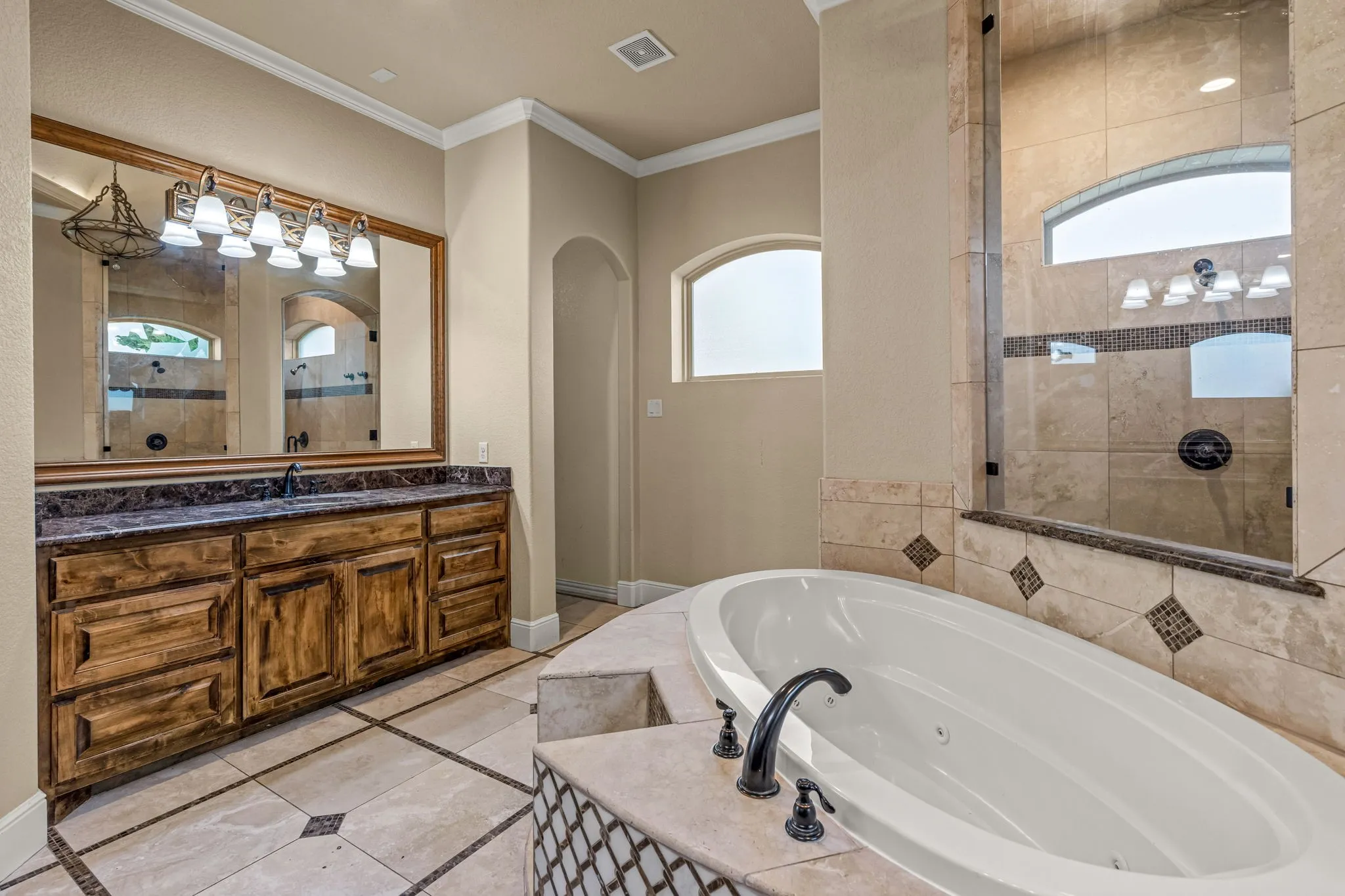 Single Family Residence For Sale in Tarrant County , 7809 Bella Flora Drive, Fort Worth, Texas 76126, 4 Bedroom, 4 Bathroom, 3 Garage spaces, 3,972 Sqft, built in 2015, Price $1,150,000, mls#21273816, Real Estate Agent in Fort Worth, Homes For Sale in Tarrant county, Homes For Sale in Fort Worth, Realtor in Fort Worth Texas, Real Estate Brokerage Independent Realty Texas, Luminita Cordes Realtor