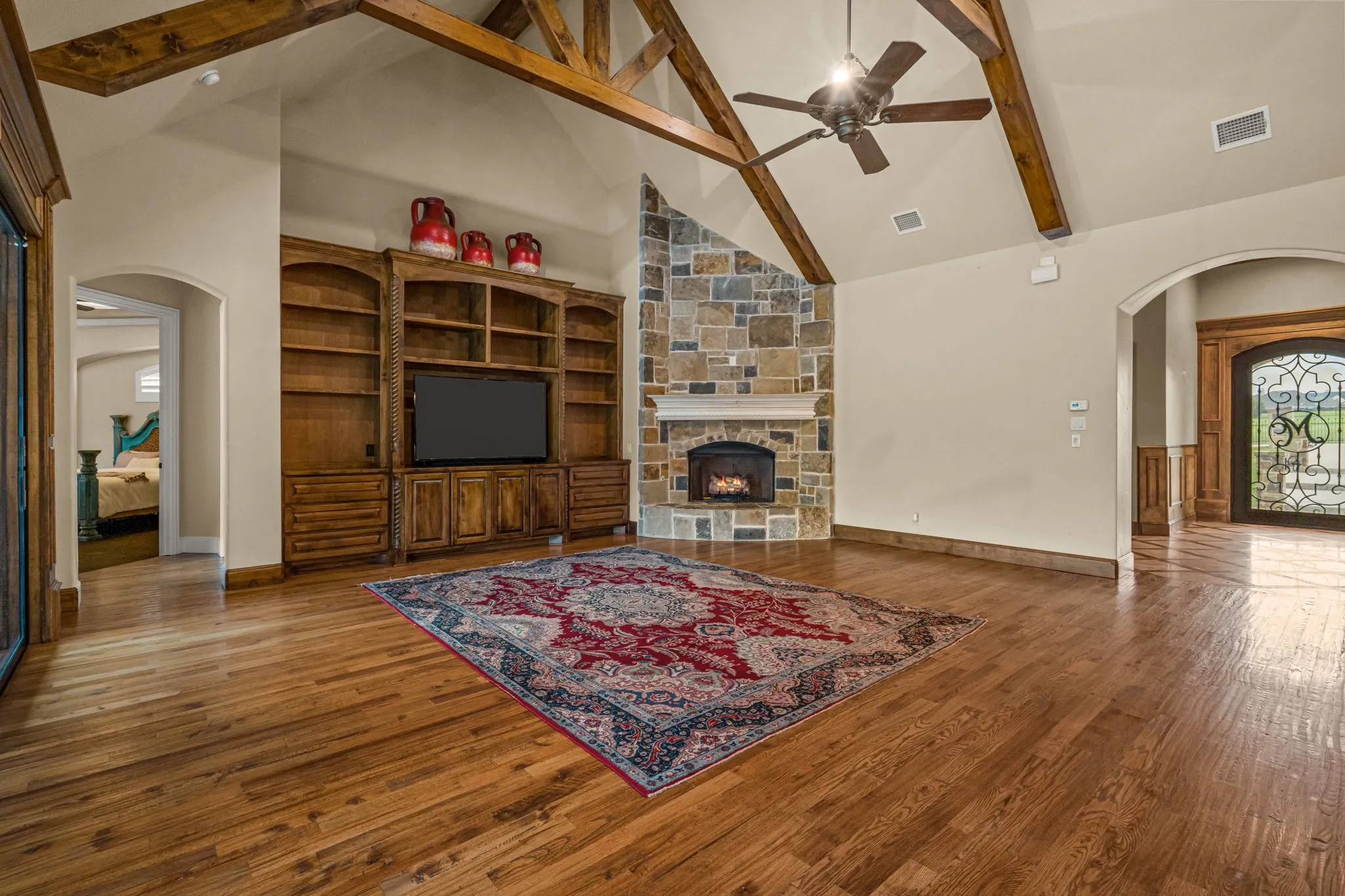 Single Family Residence For Sale in Tarrant County , 7809 Bella Flora Drive, Fort Worth, Texas 76126, 4 Bedroom, 4 Bathroom, 3 Garage spaces, 3,972 Sqft, built in 2015, Price $1,150,000, mls#21273816, Real Estate Agent in Fort Worth, Homes For Sale in Tarrant county, Homes For Sale in Fort Worth, Realtor in Fort Worth Texas, Real Estate Brokerage Independent Realty Texas, Luminita Cordes Realtor