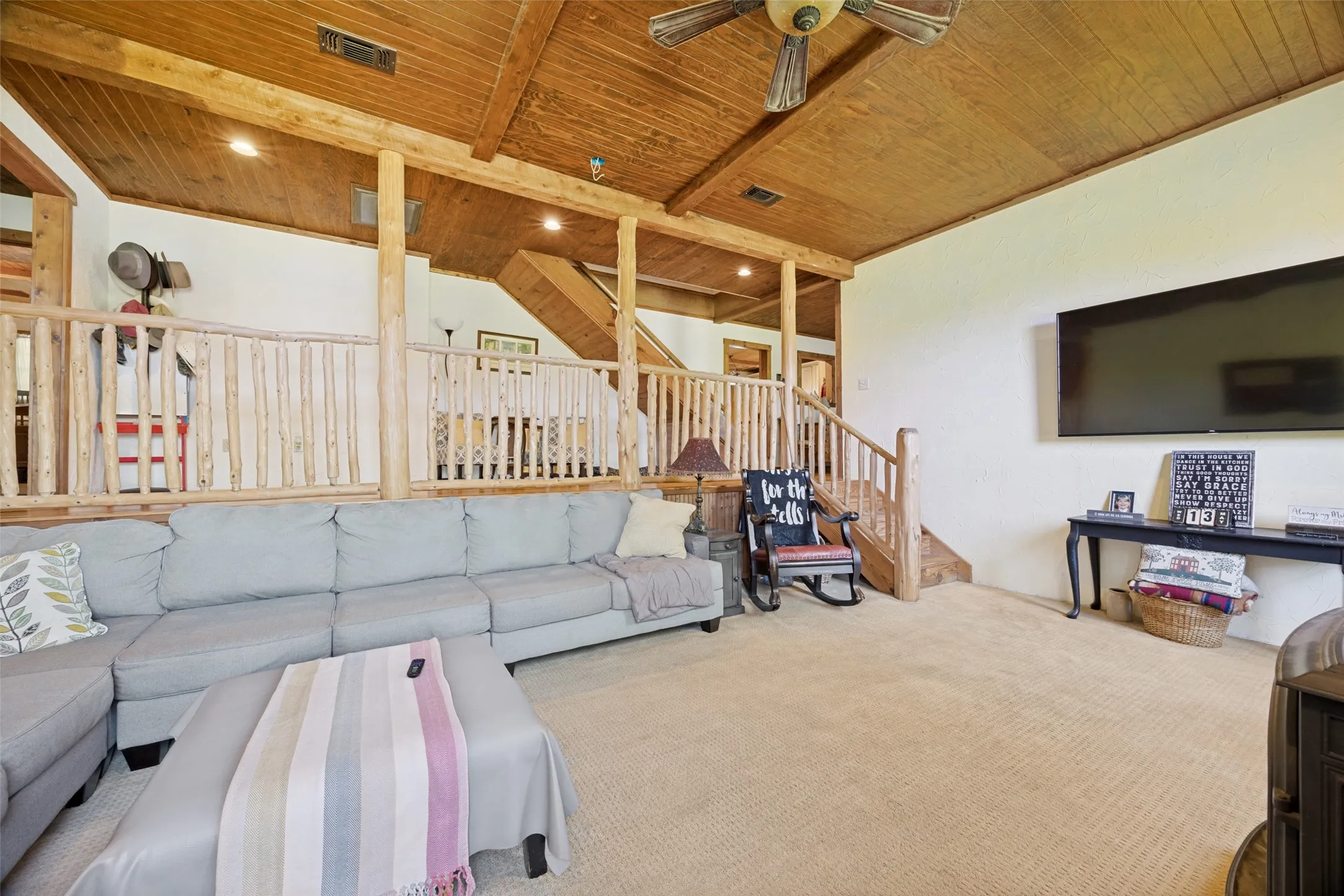 Single Family Residence For Sale in Fannin County , 744 County Road 4910, Trenton, Texas 75490, 3 Bedrooms, 3 Bathrooms, Garage spaces, 2,449 Sqft, built in 2005, Price $625,000, mls#21273938, Real Estate Agent in Trenton, Homes For Sale in Fannin county, Homes For Sale in Trenton, Realtor in Trenton Texas, Real Estate Brokerage Independent Realty Texas, Luminita Cordes Realtor