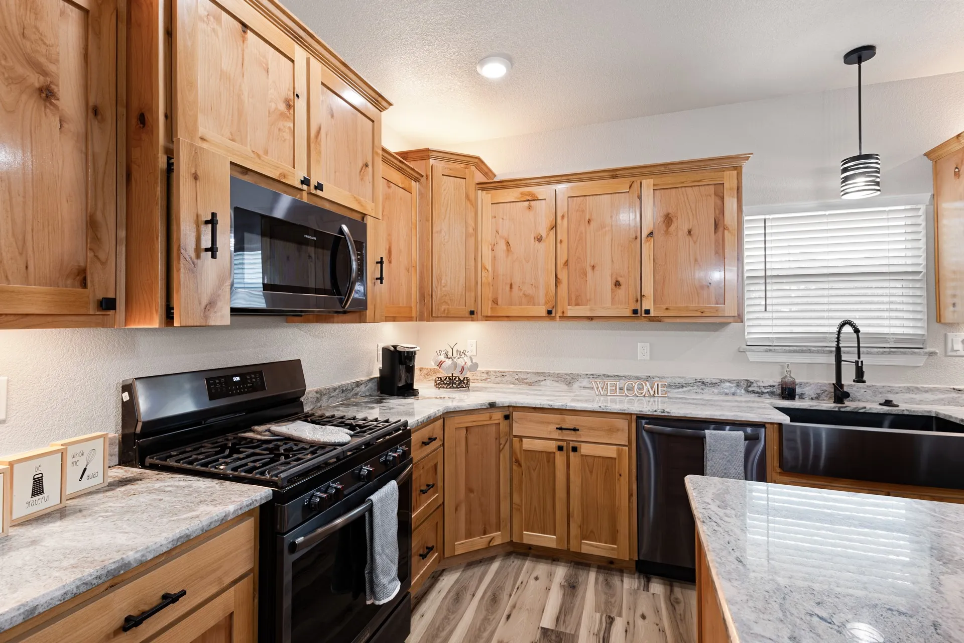 Single Family Residence For Sale in Montague County , 1446 Faulkner Road, Sunset, Texas 76270, 3 Bedroom, 2 Bathroom, 2 Garage spaces, 1,592 Sqft, built in 2026, mls#21273965, Real Estate Agent in Sunset, Homes For Sale in Montague county, Homes For Sale in Sunset, Realtor in Sunset Texas, Real Estate Brokerage Independent Realty Texas, Luminita Cordes Realtor