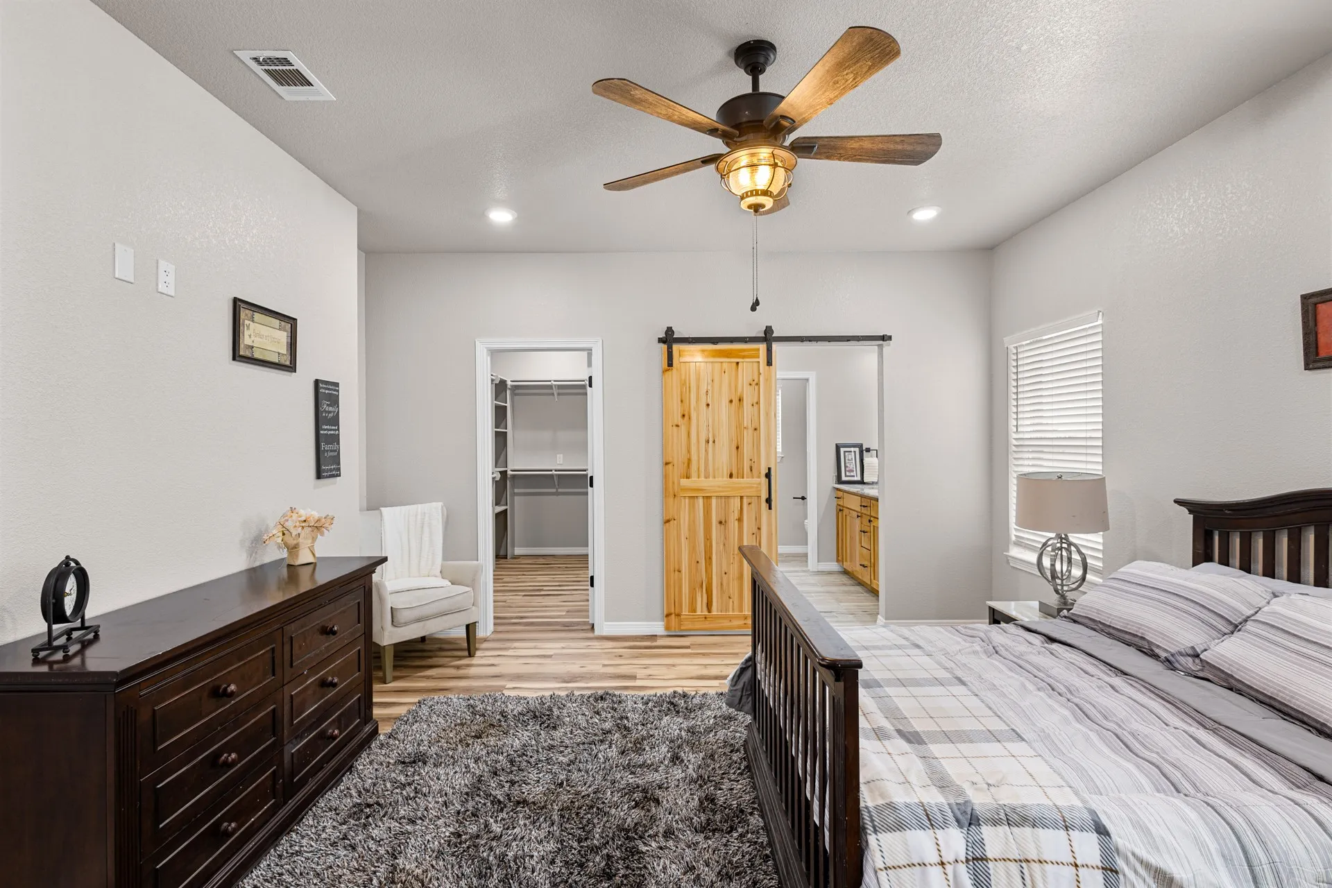 Single Family Residence For Sale in Montague County , 1446 Faulkner Road, Sunset, Texas 76270, 3 Bedroom, 2 Bathroom, 2 Garage spaces, 1,592 Sqft, built in 2026, mls#21273965, Real Estate Agent in Sunset, Homes For Sale in Montague county, Homes For Sale in Sunset, Realtor in Sunset Texas, Real Estate Brokerage Independent Realty Texas, Luminita Cordes Realtor