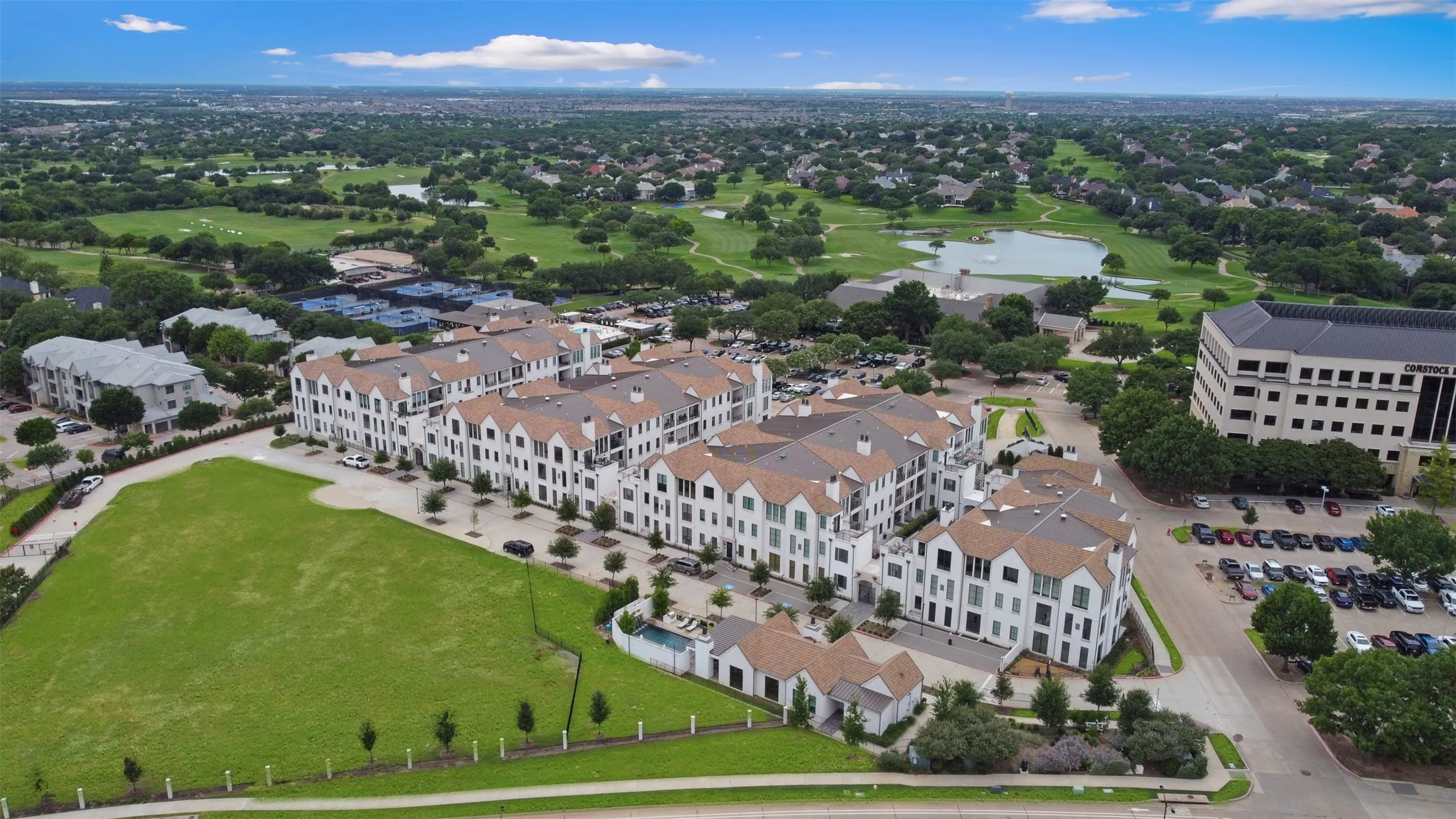 Condominium For Sale in Denton County , 5270 Town and Country Boulevard 111, Frisco, Texas 75034, 2 Bedrooms, 3 Bathrooms, 2 Garage spaces, 2,513 Sqft, built in 2019, Price $995,000, mls#21270454, Real Estate Agent in Frisco, Homes For Sale in Denton county, Homes For Sale in Frisco, Realtor in Frisco Texas, Real Estate Brokerage Independent Realty Texas, Luminita Cordes Realtor