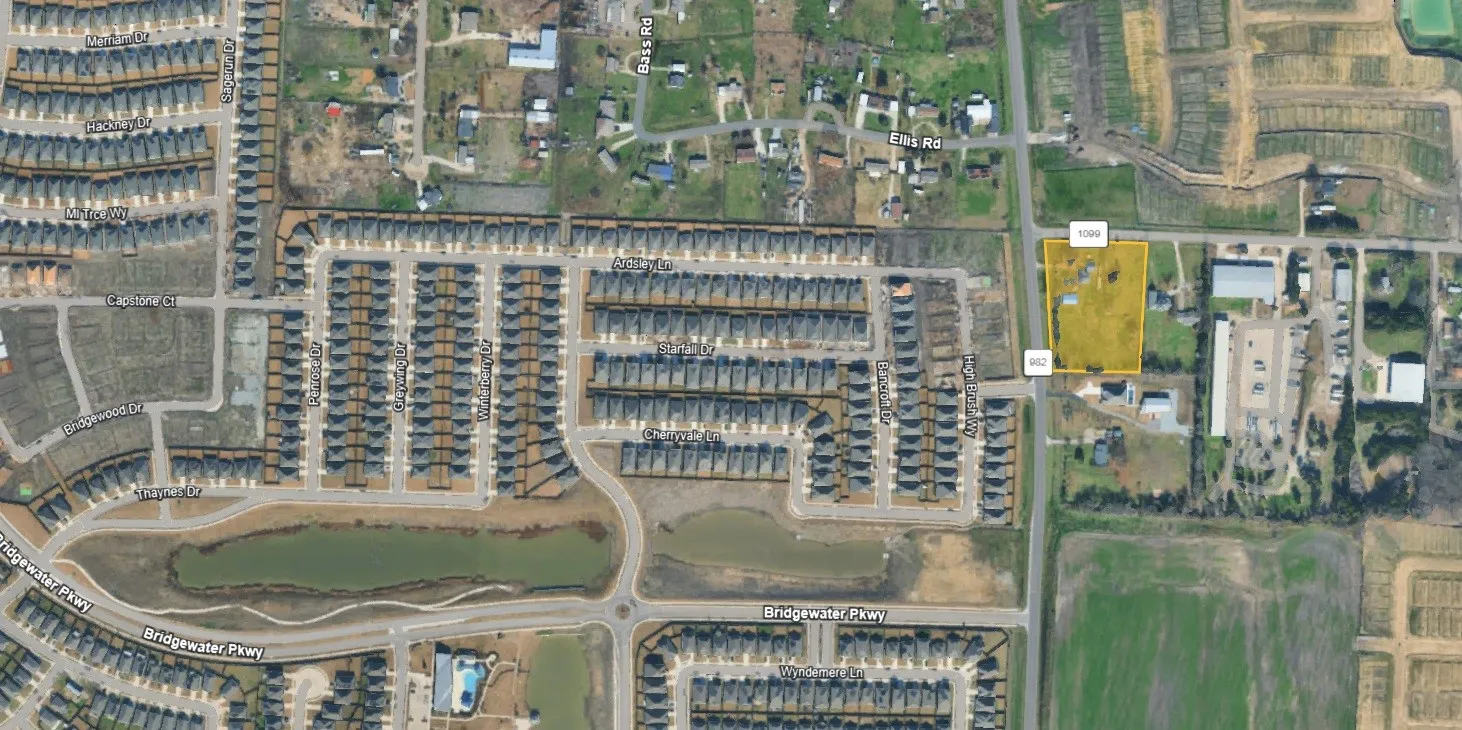 3 acre Hard Corner of FM-982 and CR-1099 in Princeton on the peninsula.
