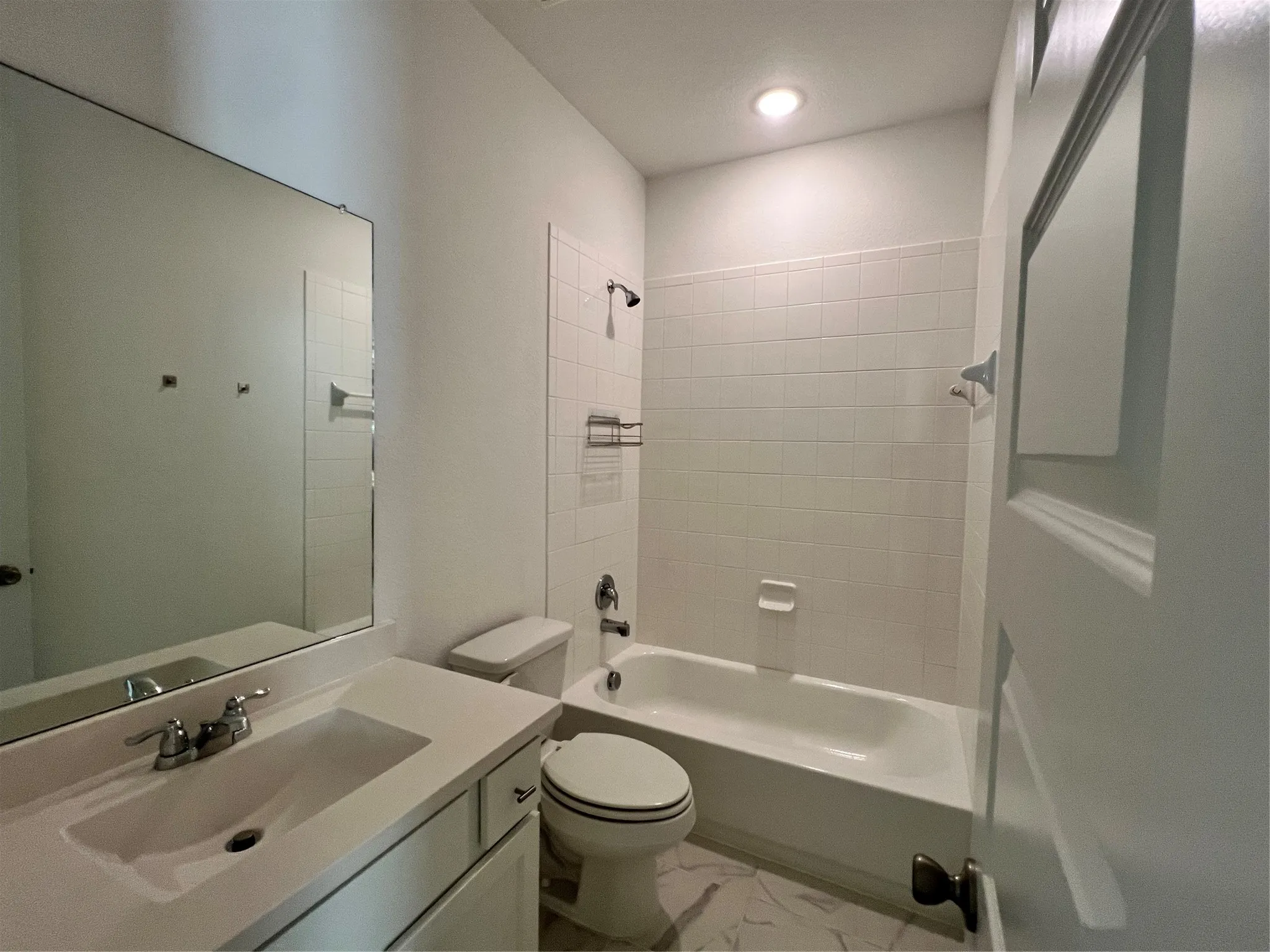 Guest bath 2