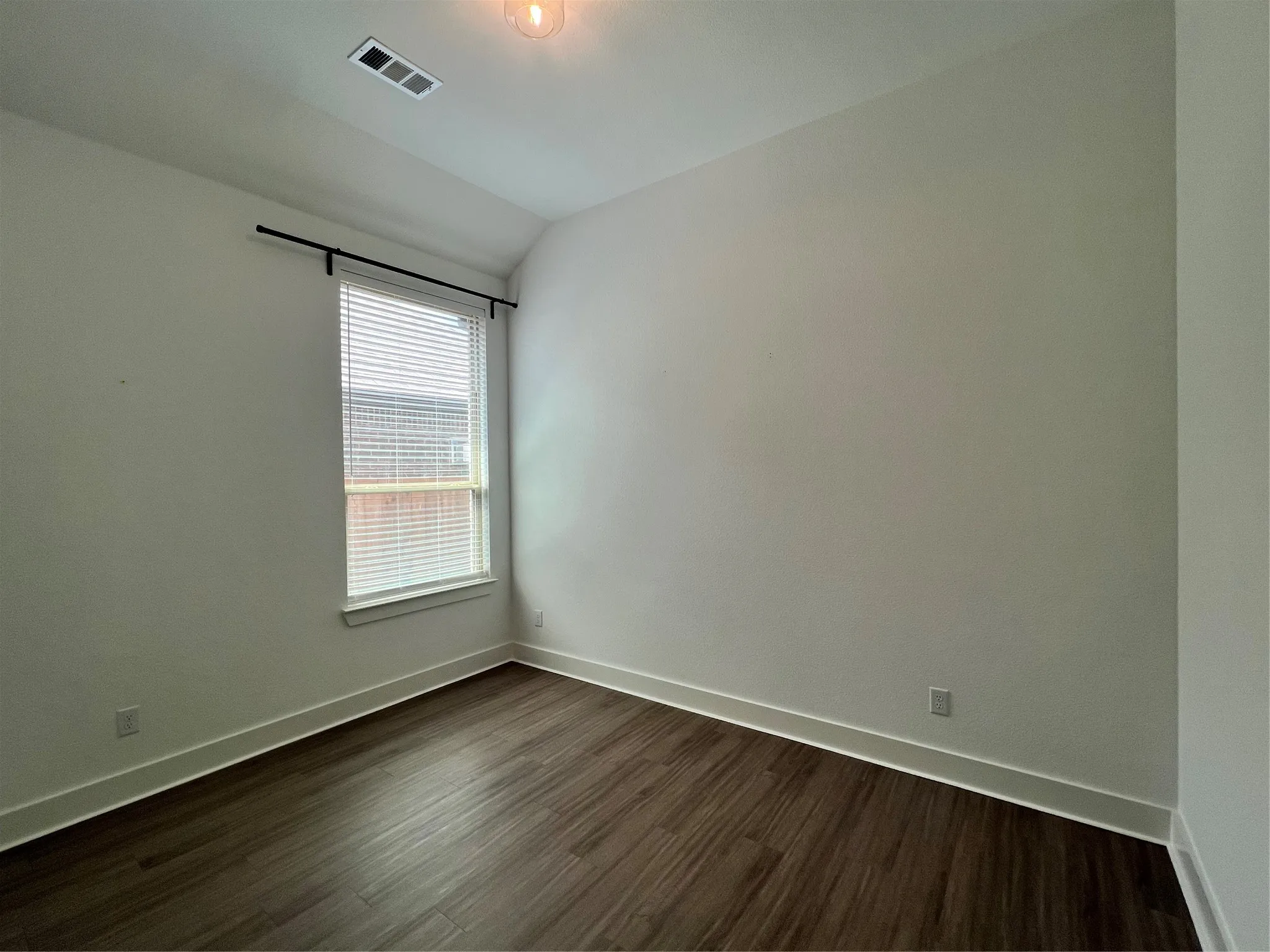 All bedrooms are large sized. Plenty of space for queen size beds if desired.