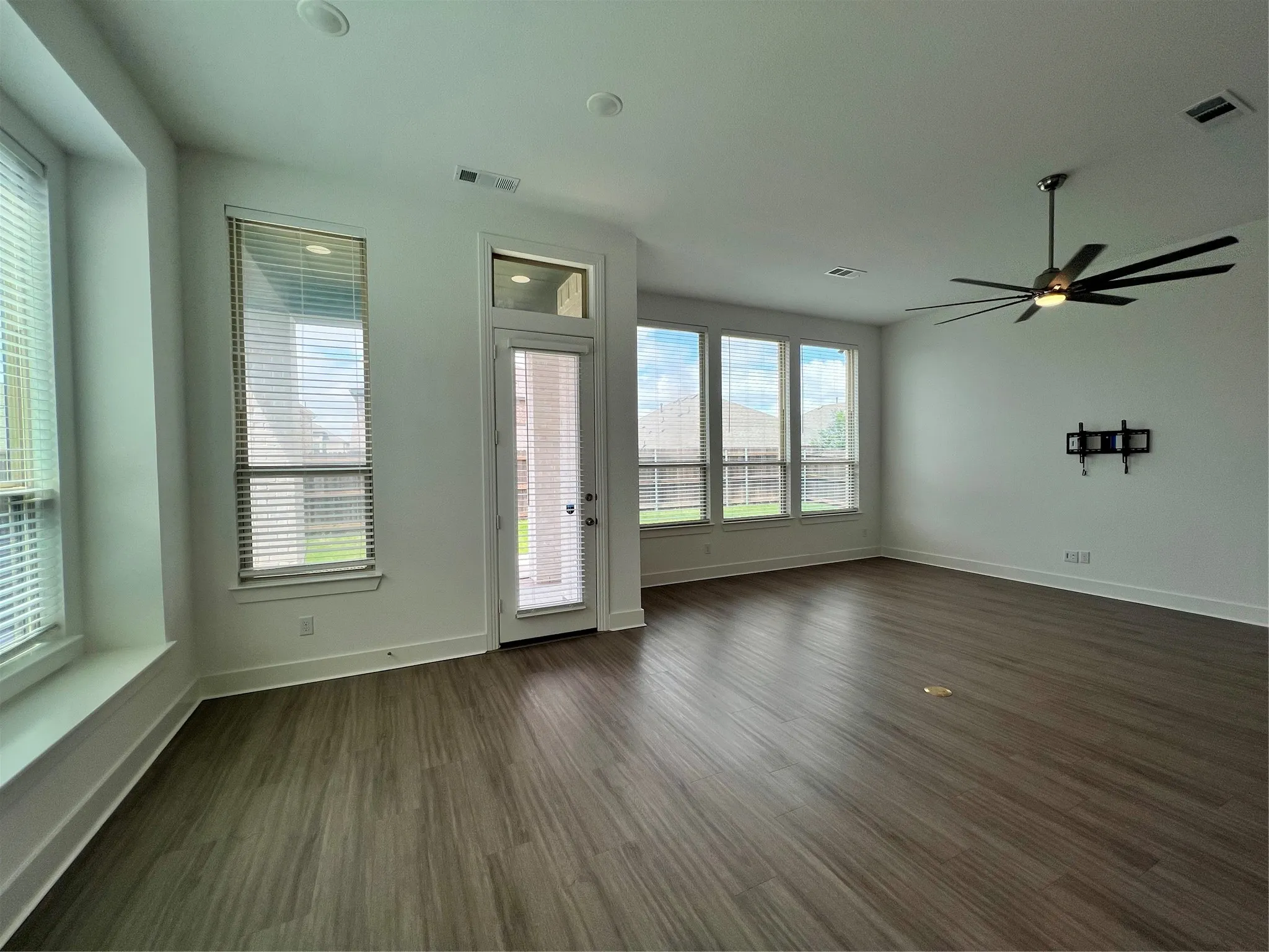 A lot of natural light flows through with all the windows.