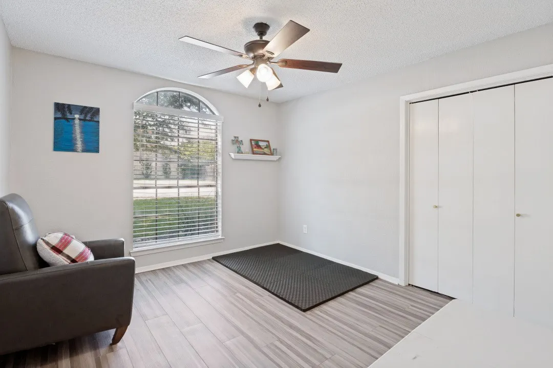 Single Family Residence For Sale in Tarrant County , 7100 Windhaven Road, North Richland Hills, Texas 76182, 3 Bedroom, 2 Bathroom, 2 Garage spaces, 1,603 Sqft, built in 1987, mls#21271958, Real Estate Agent in North Richland Hills, Homes For Sale in Tarrant county, Homes For Sale in North Richland Hills, Realtor in North Richland Hills Texas, Real Estate Brokerage Independent Realty Texas, Luminita Cordes Realtor