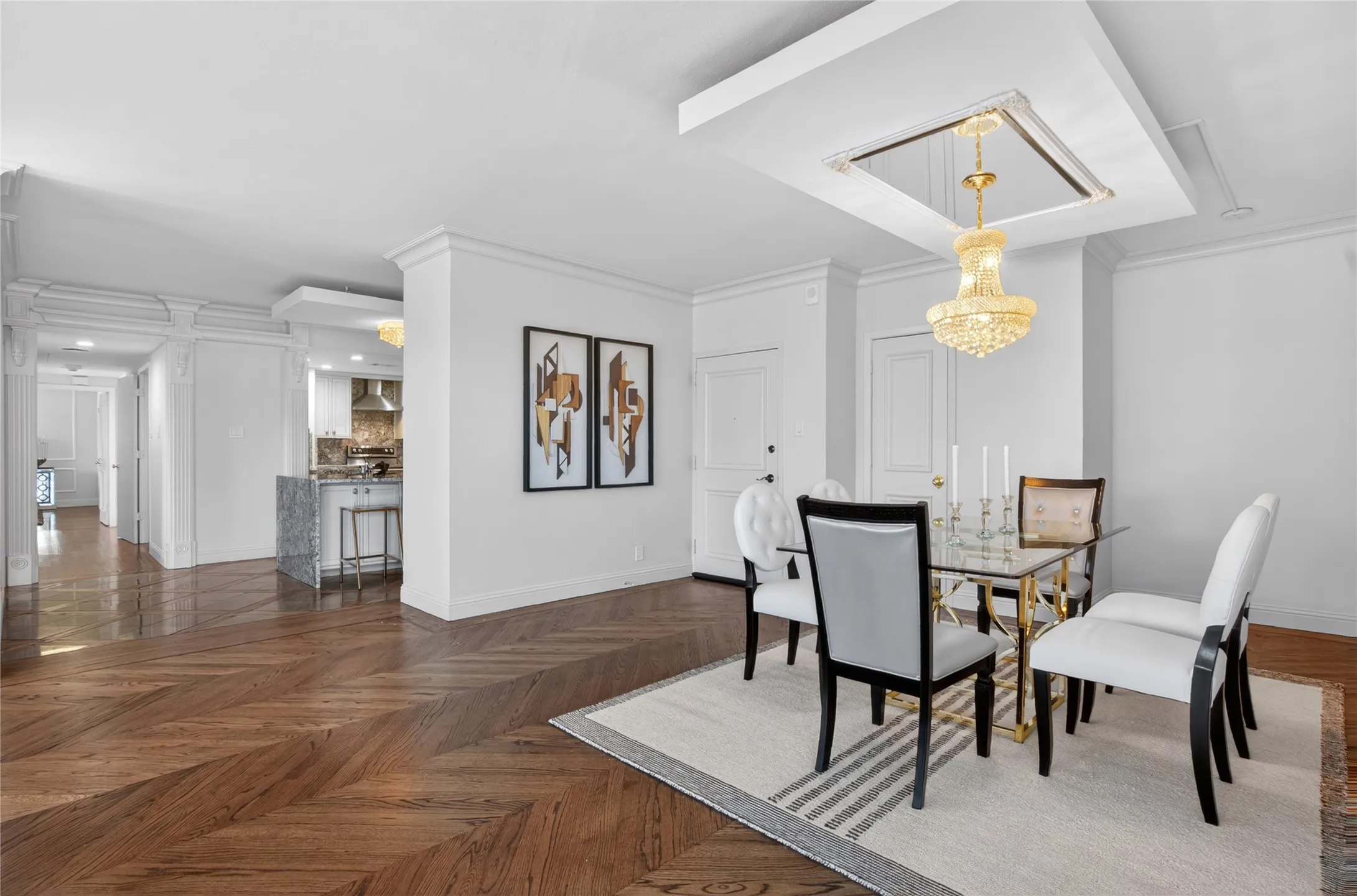Condominium For Sale in Dallas County , 3310 Fairmount Street 7D, Dallas, Texas 75201, 2 Bedroom, 2 Bathroom, 2 Garage spaces, 2,247 Sqft, built in 1964, mls#21273996, Real Estate Agent in Dallas, Homes For Sale in Dallas county, Homes For Sale in Dallas, Realtor in Dallas Texas, Real Estate Brokerage Independent Realty Texas, Luminita Cordes Realtor